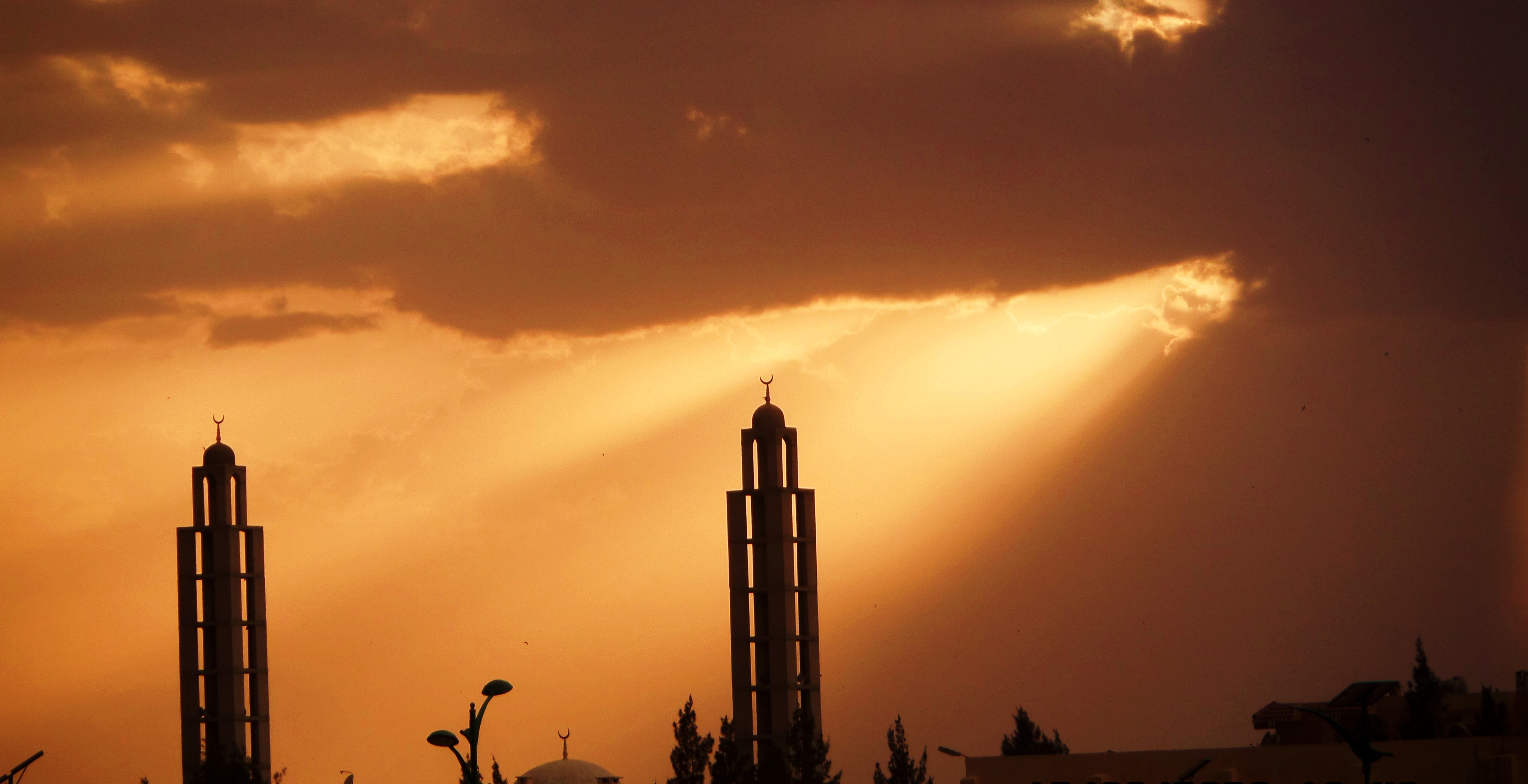 Free download wallpaper Sunset, Earth, Cloud, Mosque, Islam, Algeria, Tebessa on your PC desktop