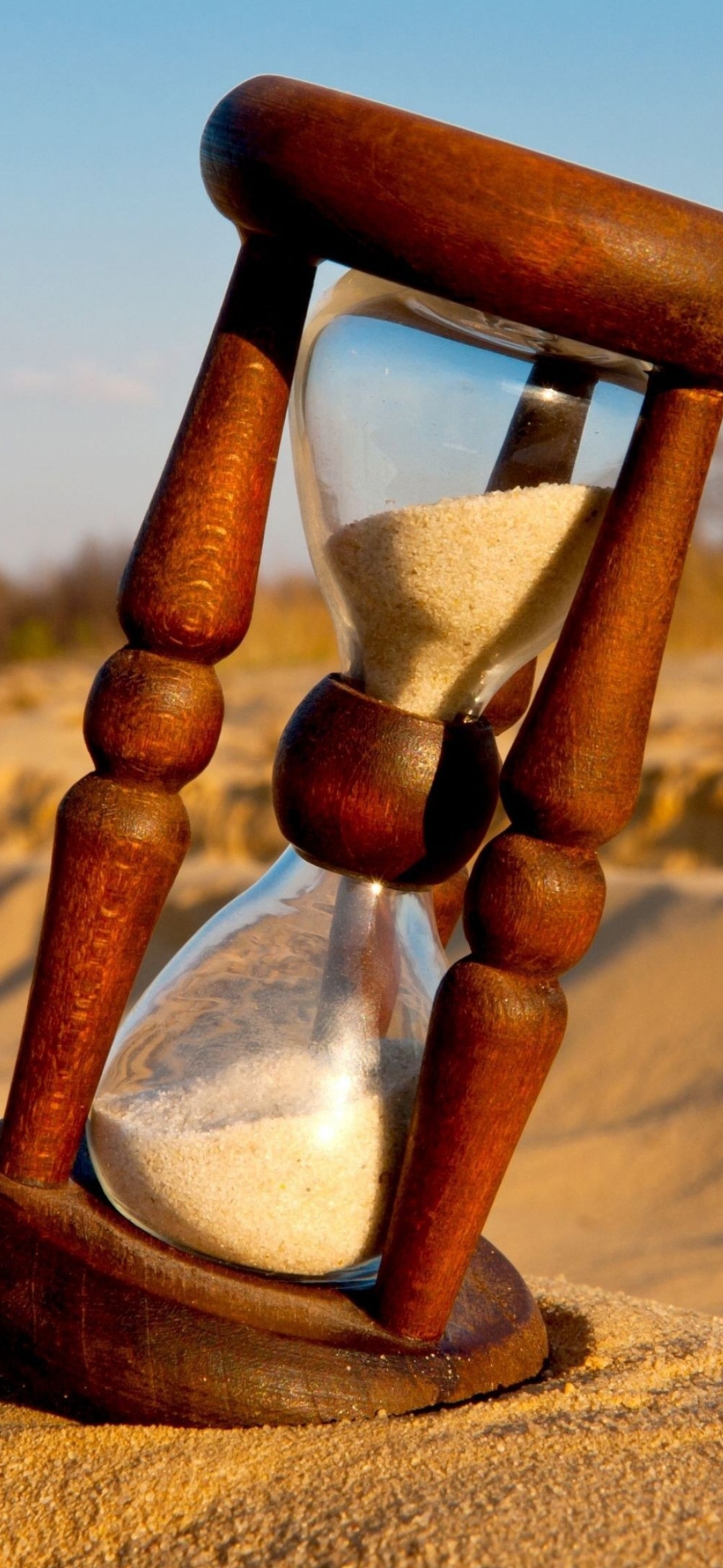 Download mobile wallpaper Sand, Hourglass, Man Made for free.