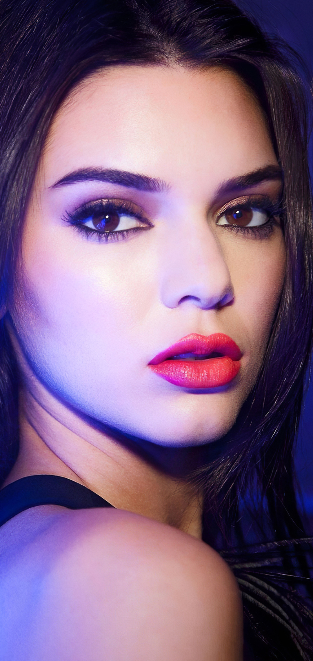 Handy-Wallpaper Modell, Amerikanisch, Braune Augen, Berühmtheiten, Schwarzes Haar, Lippenstift, Kendall Jenner kostenlos herunterladen.