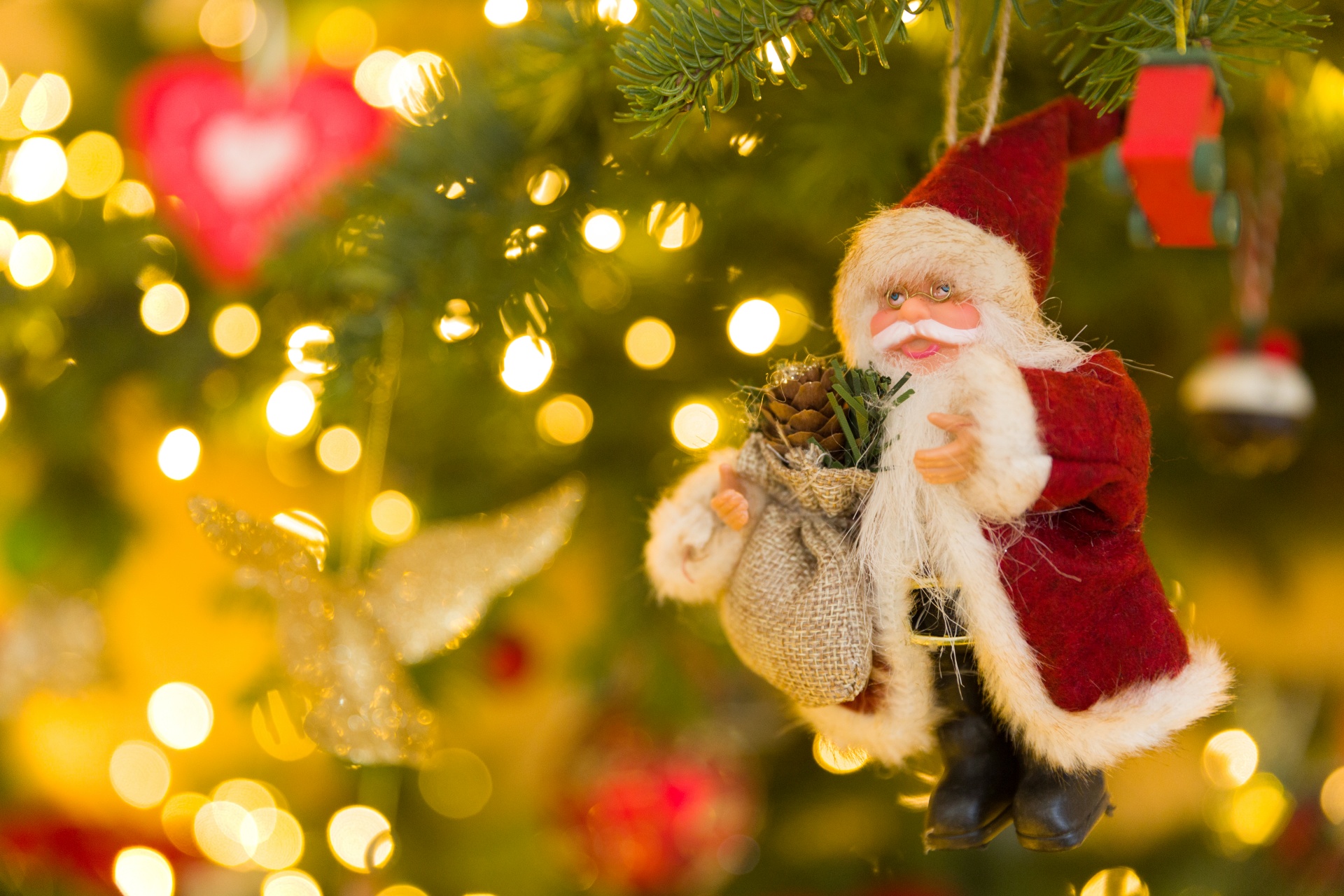 Download mobile wallpaper Christmas, Holiday, Decoration, Bokeh, Santa, Christmas Ornaments for free.
