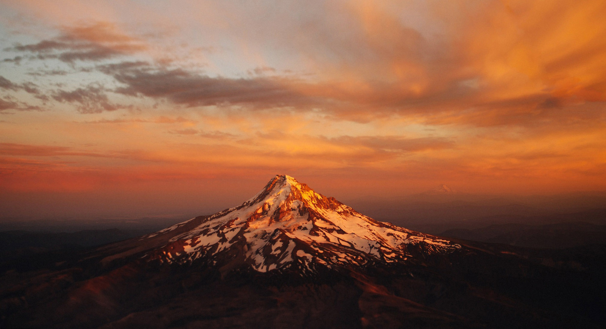 Download mobile wallpaper Sunset, Mountains, Earth, Mount Hood for free.