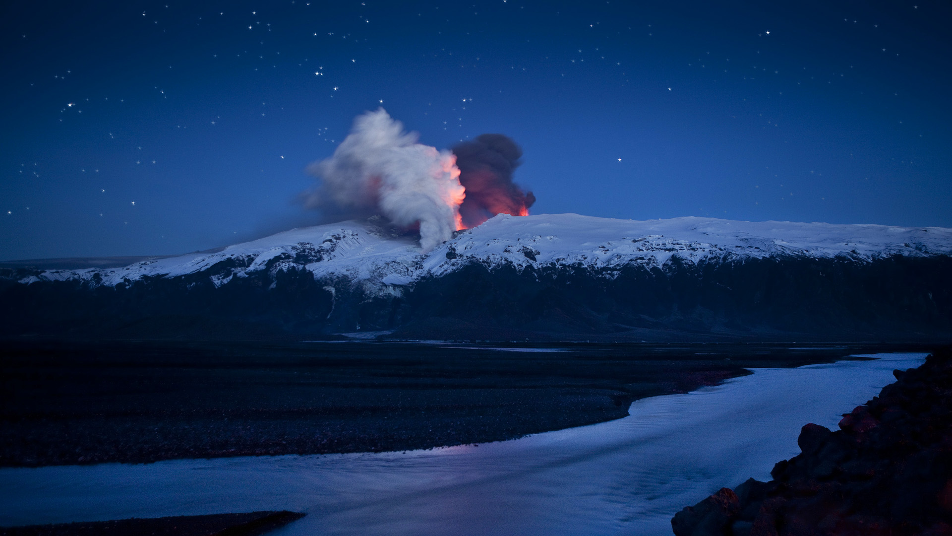 Download mobile wallpaper Volcano, Volcanoes, Scenic, Snow, Winter, Mountain, Fire, Earth, Flame, Landscape for free.