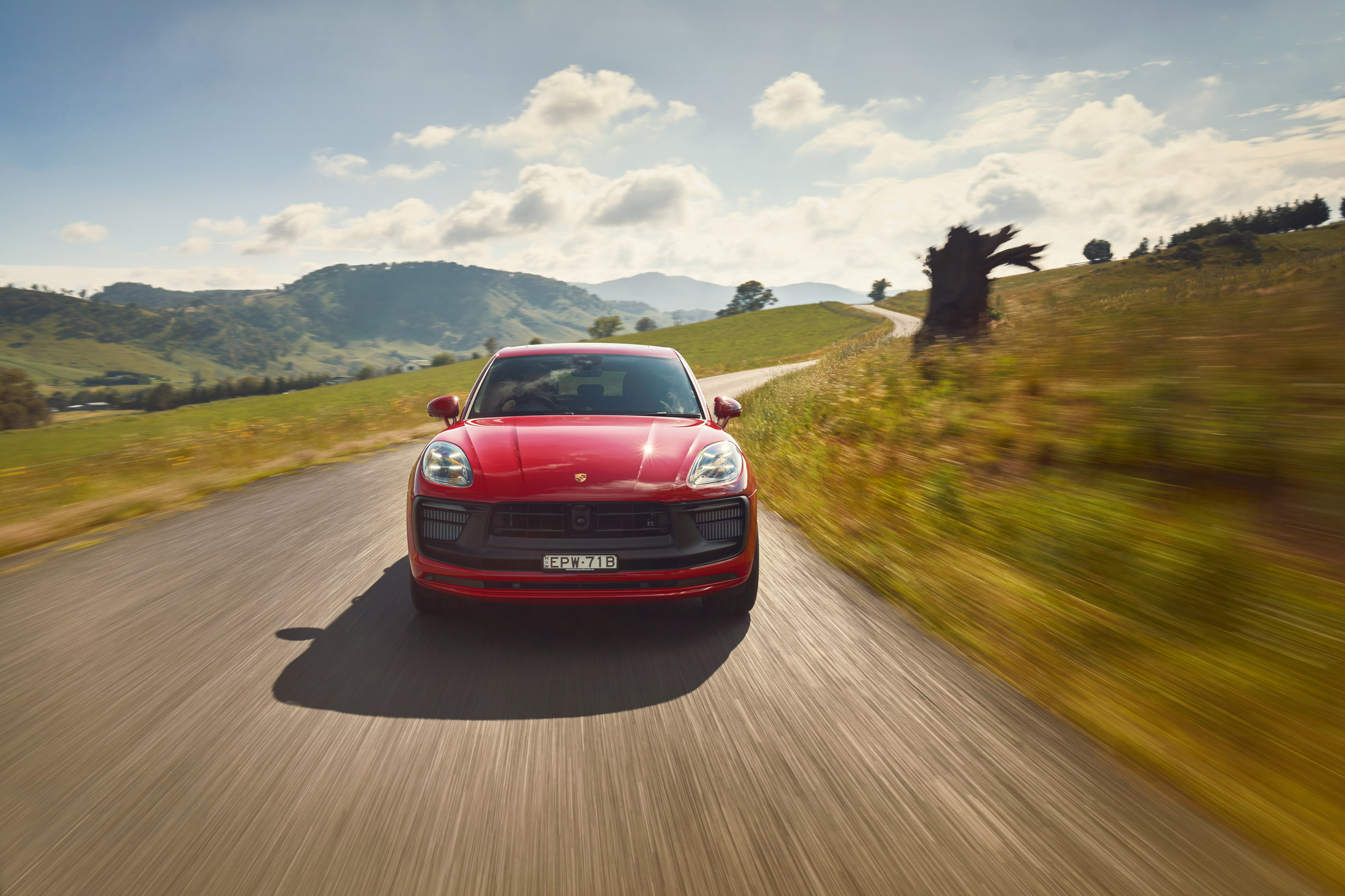 Download mobile wallpaper Porsche, Suv, Vehicles, Porsche Macan Gts for free.