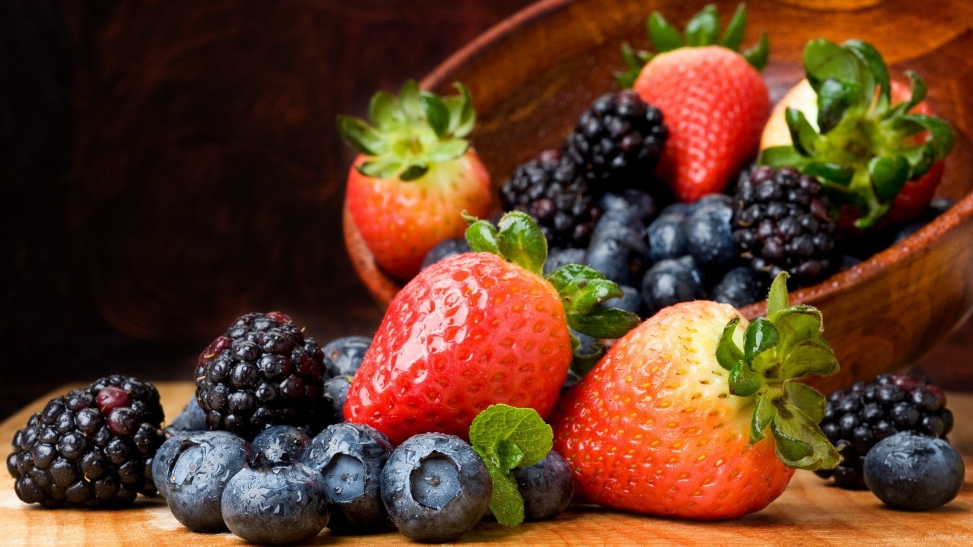 fruits, food, strawberry, bilberries, berries 1080p