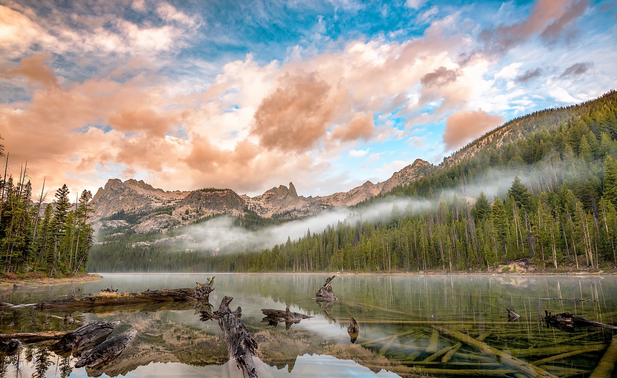 Laden Sie das Natur, Seen, See, Wald, Nebel, Gebirge, Wolke, Protokoll, Himmel, Erde/natur-Bild kostenlos auf Ihren PC-Desktop herunter