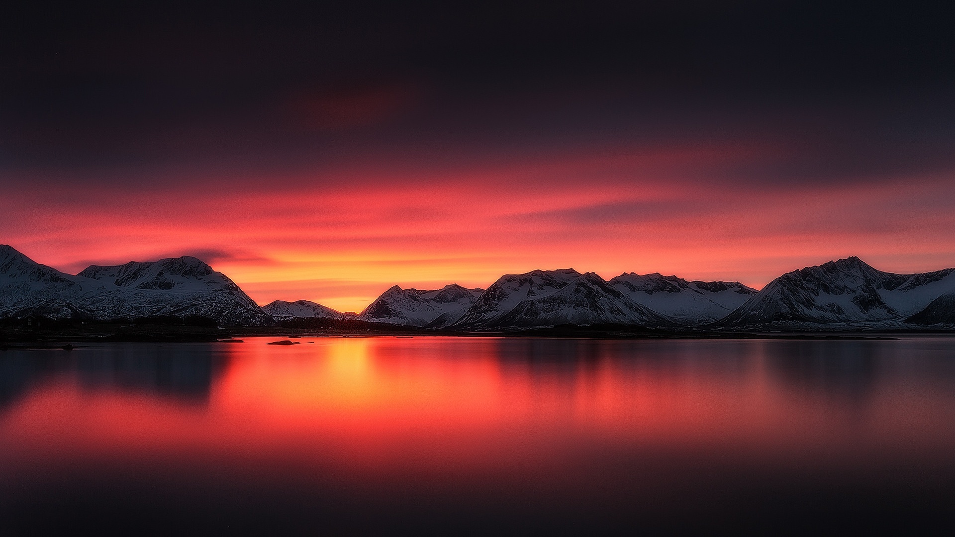 Handy-Wallpaper Natur, See, Gebirge, Sonnenuntergang, Erde/natur, Spiegelung kostenlos herunterladen.