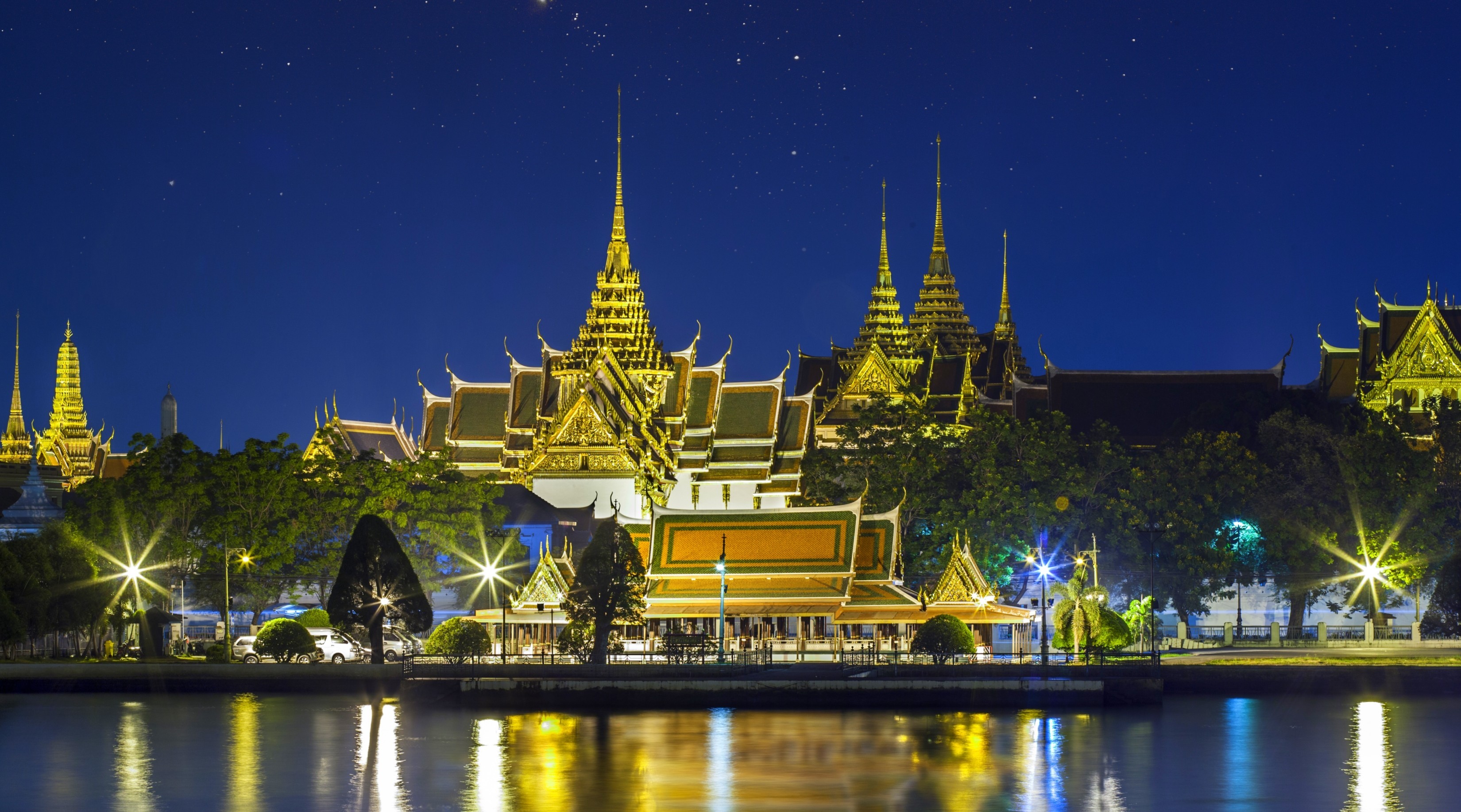 341593 Hintergrundbild herunterladen menschengemacht, großer palast, bangkok, thailand, paläste - Bildschirmschoner und Bilder kostenlos