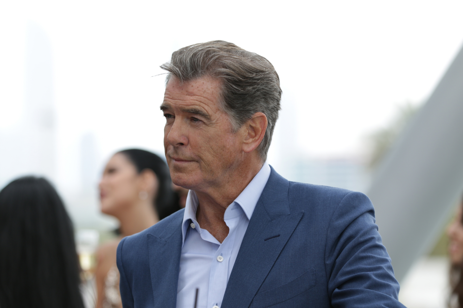 movie, the misfits, pierce brosnan for android