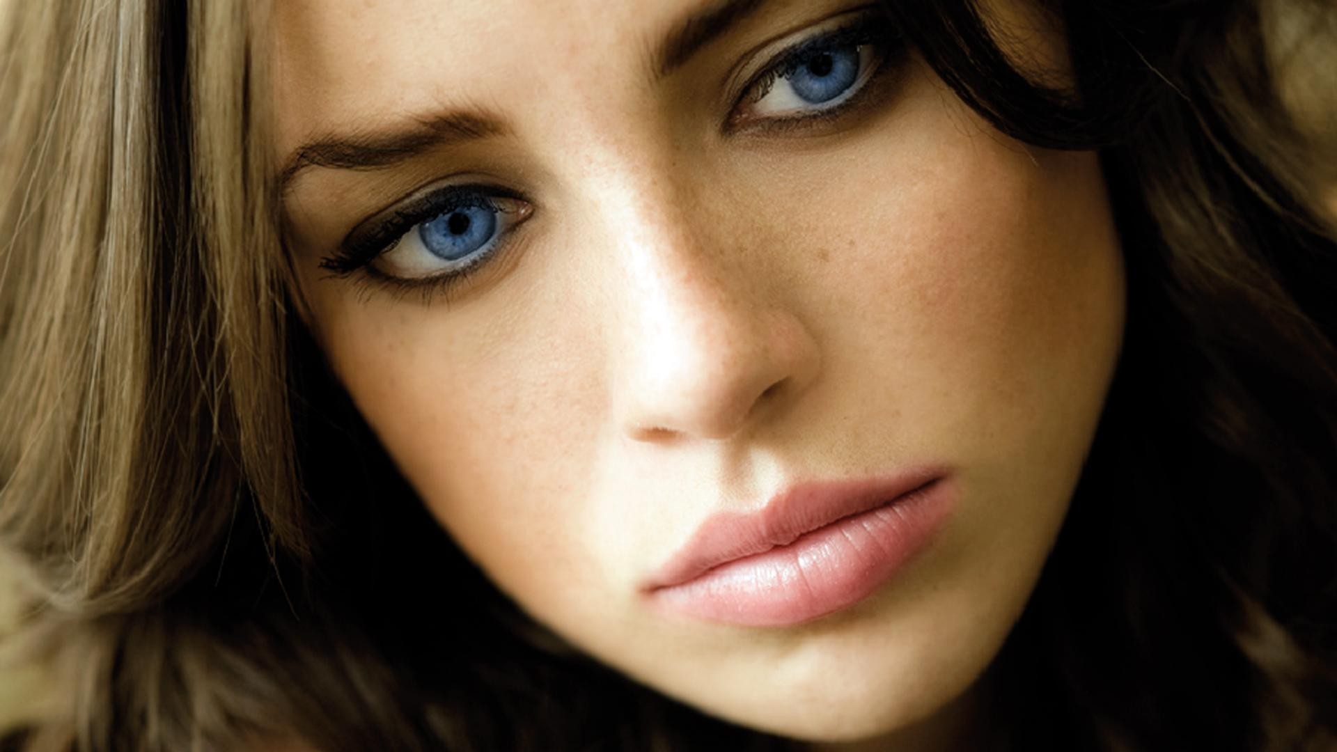 Download mobile wallpaper Face, Women for free.