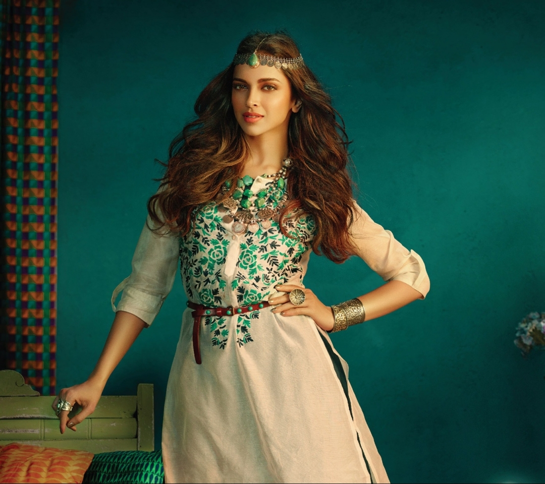 Laden Sie das Berühmtheiten, Deepika Padukone, Bollywood-Bild kostenlos auf Ihren PC-Desktop herunter