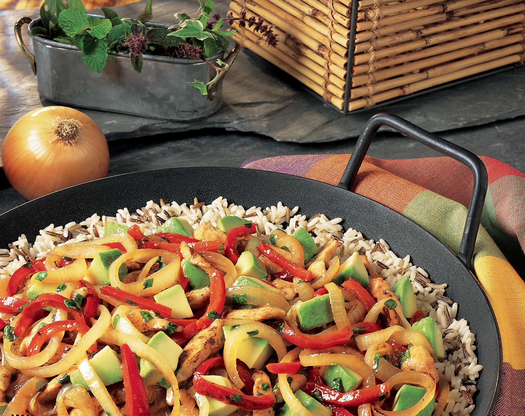 Laden Sie Huhn Stir Fry HD-Desktop-Hintergründe herunter