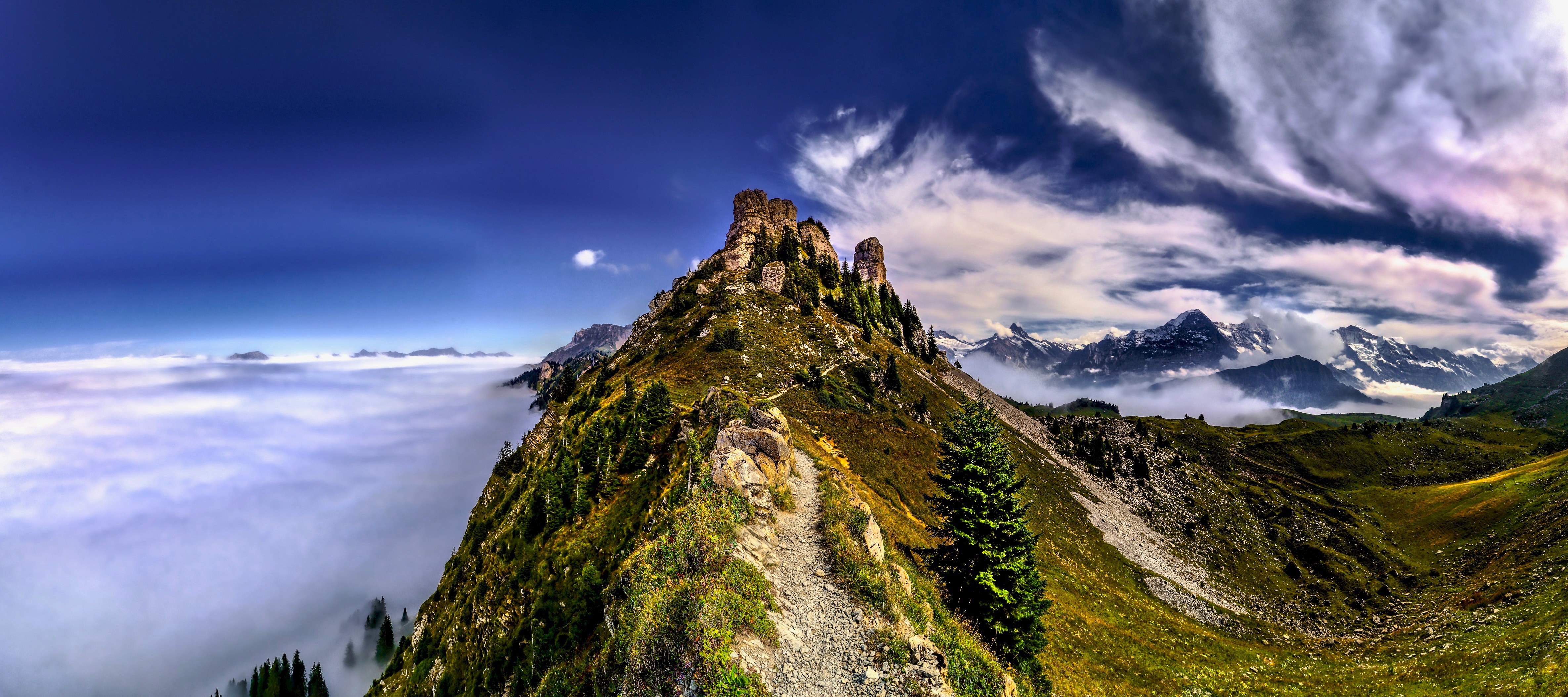 Скачати мобільні шпалери Небо, Гори, Гора, Земля, Швейцарія, Хмара, Бернські Альпи безкоштовно.
