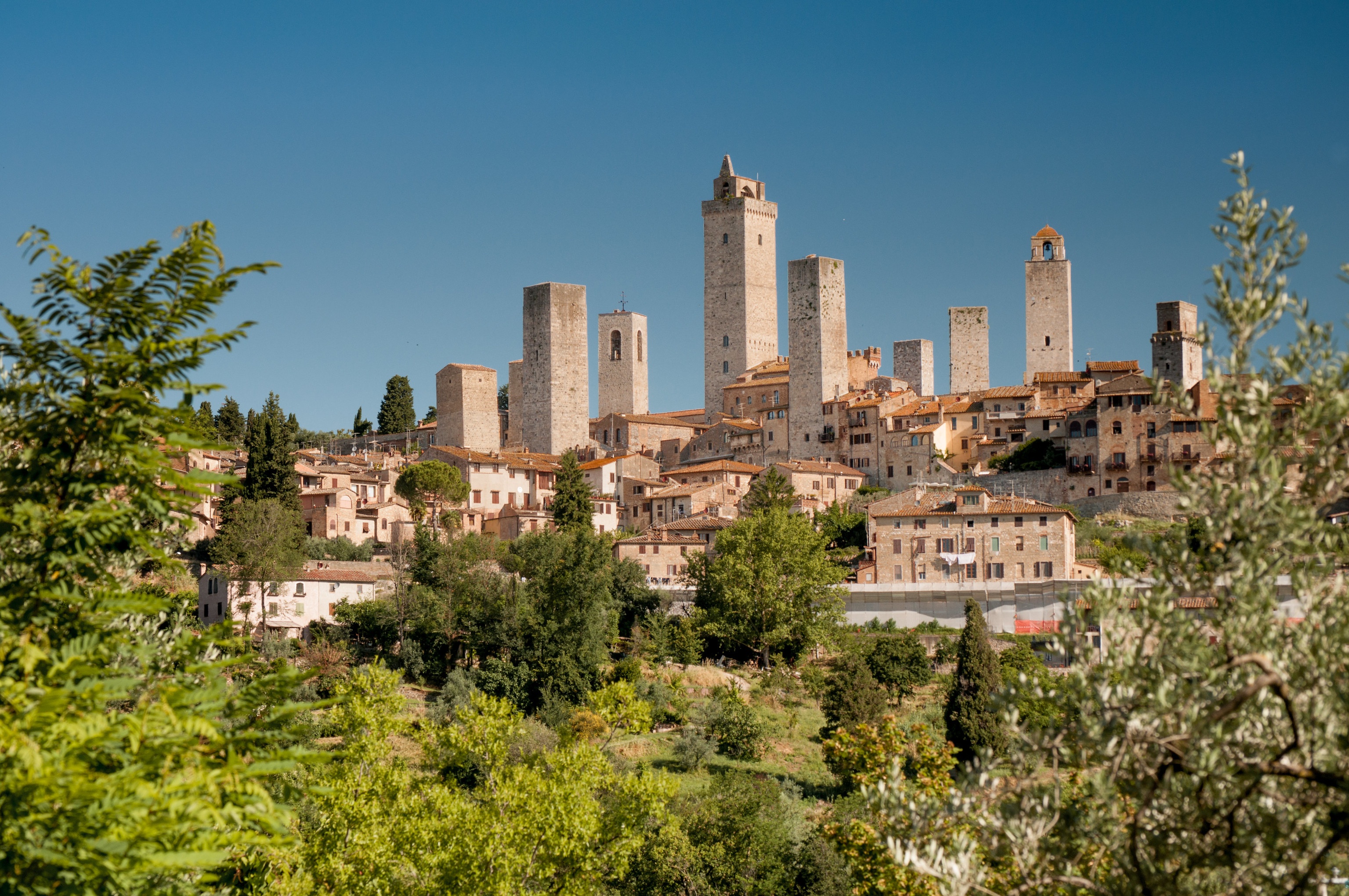Handy-Wallpaper Städte, Italien, Stadt, Turm, Toskana, Menschengemacht, San Gimignano kostenlos herunterladen.