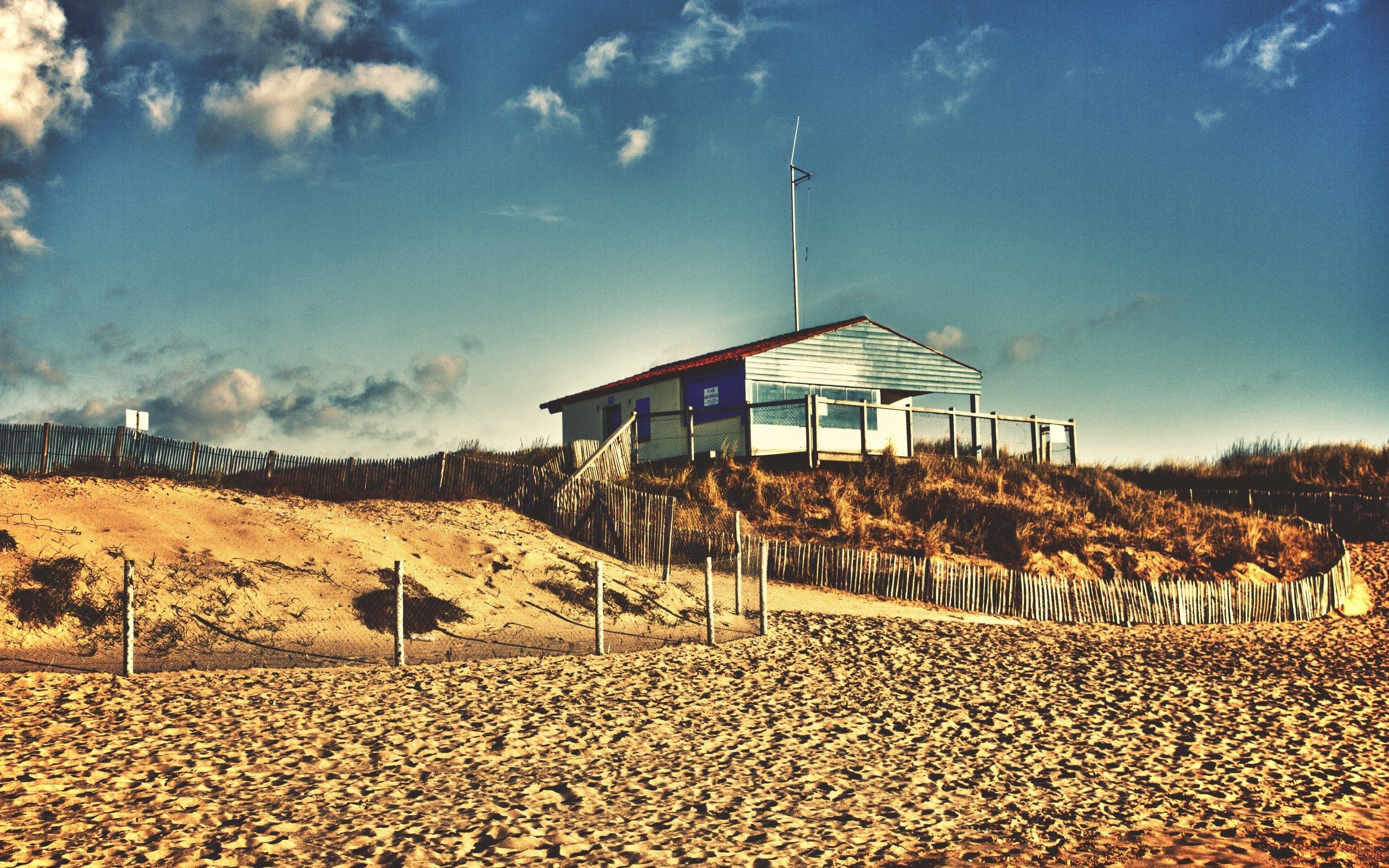 Laden Sie das Natur, Sand, Gebäude, Ufer, Bank, Strand-Bild kostenlos auf Ihren PC-Desktop herunter