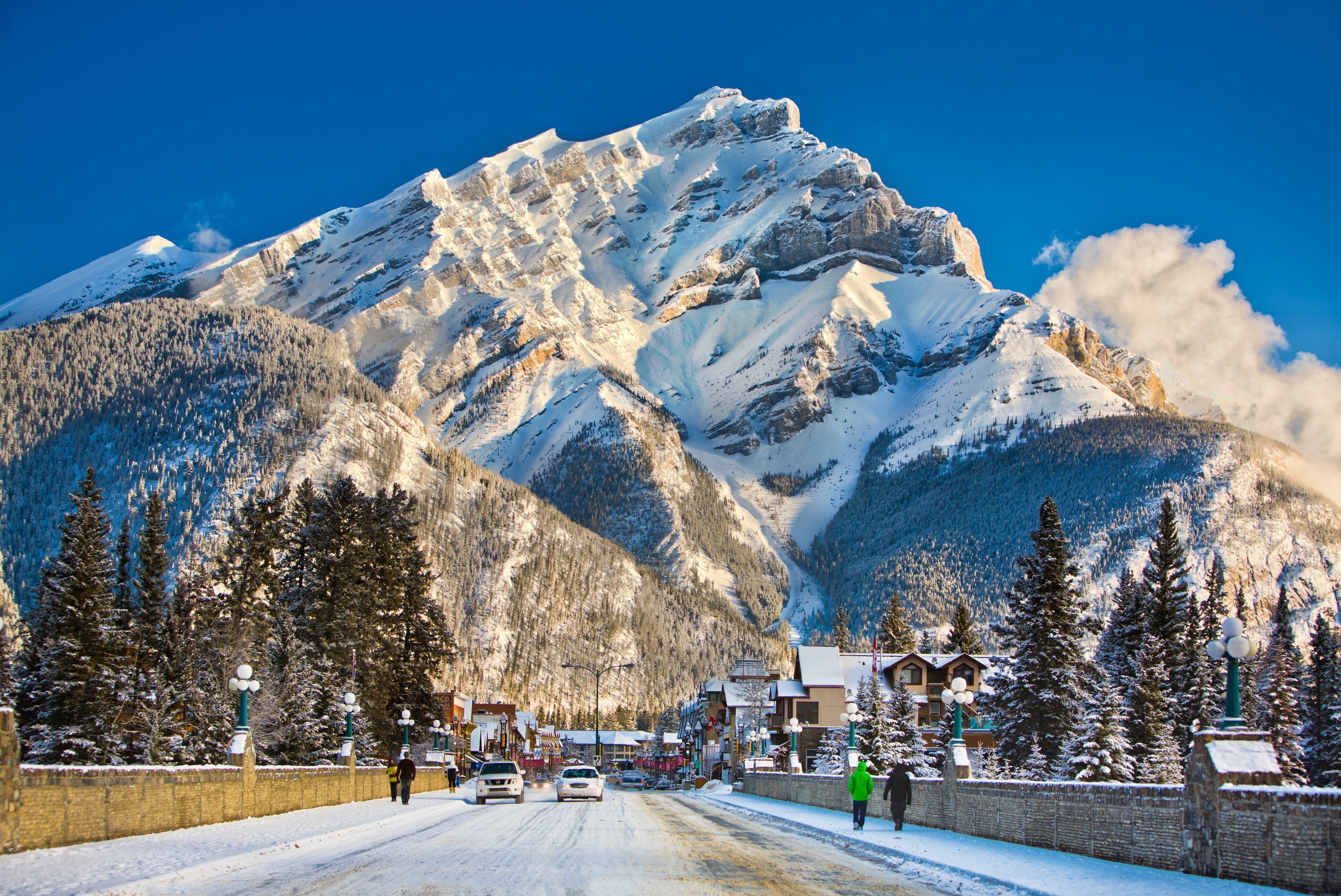 無料モバイル壁紙風景, 冬, 雪, 山, 村, 写真撮影, 山岳をダウンロードします。