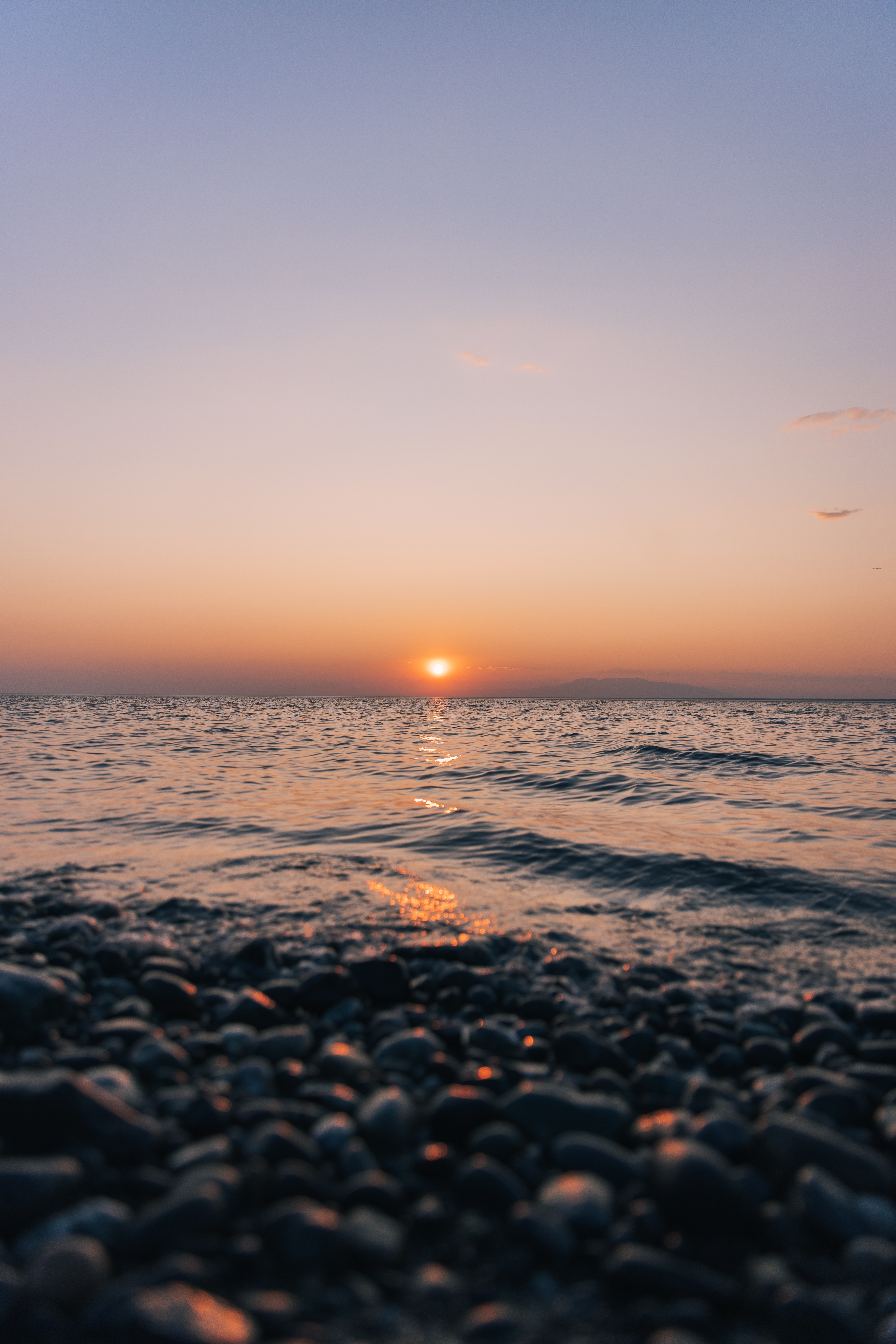 Download mobile wallpaper Dusk, Waves, Sun, Sunset, Twilight, Nature, Water, Sea, Beach for free.