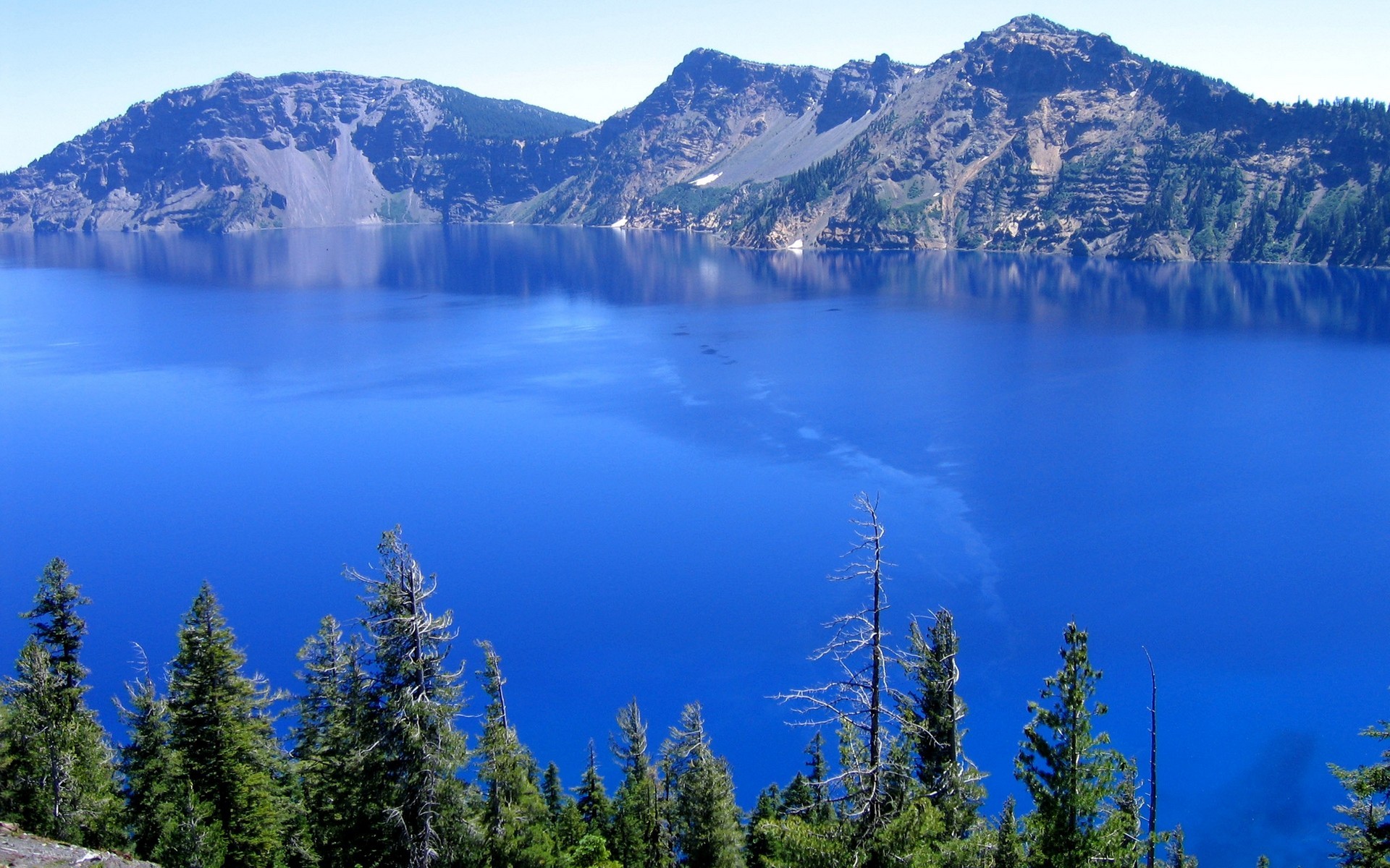 Скачать картинку Озера, Вода, Озеро, Гора, Земля/природа в телефон бесплатно.