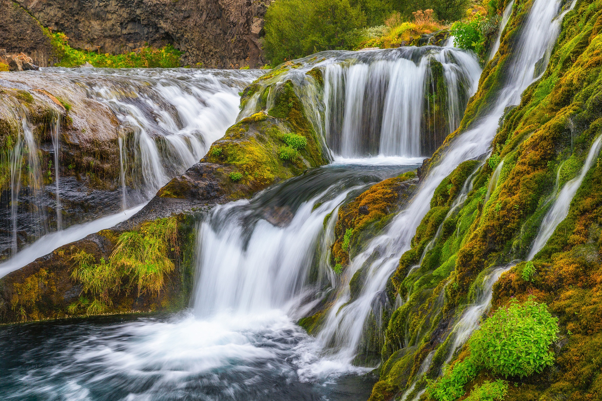 Free download wallpaper Nature, Waterfalls, Waterfall, Earth, Moss on your PC desktop