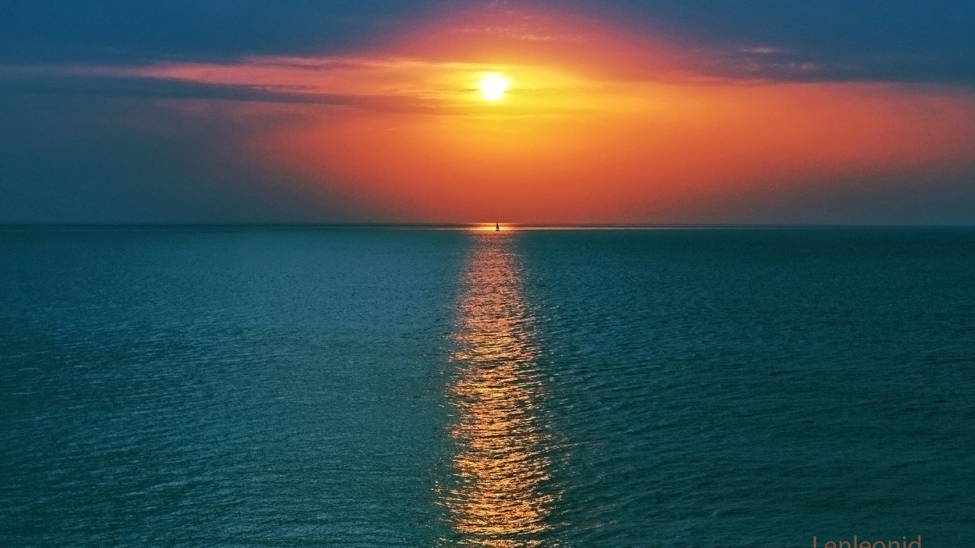 Download mobile wallpaper Sunset, Sea, Sun, Horizon, Ocean, Earth for free.