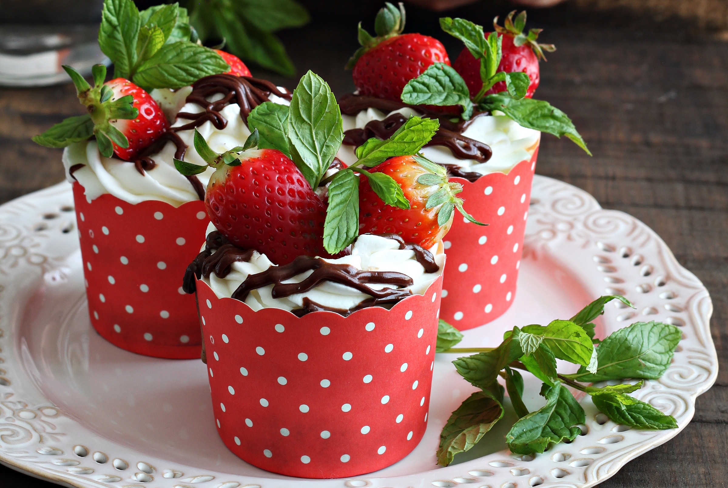 Download mobile wallpaper Food, Strawberry, Dessert for free.