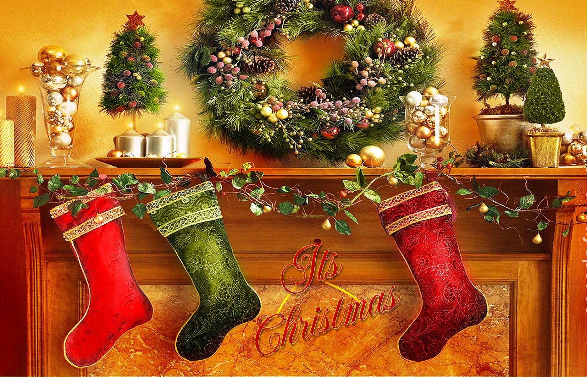 Free download wallpaper Christmas, Holiday, Wreath, Stocking on your PC desktop