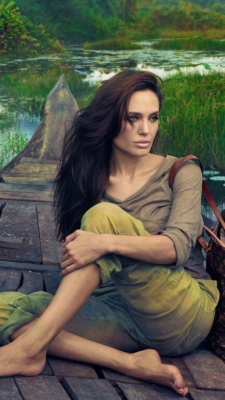 Handy-Wallpaper Angelina Jolie, Amerikanisch, Berühmtheiten, Darstellerin kostenlos herunterladen.