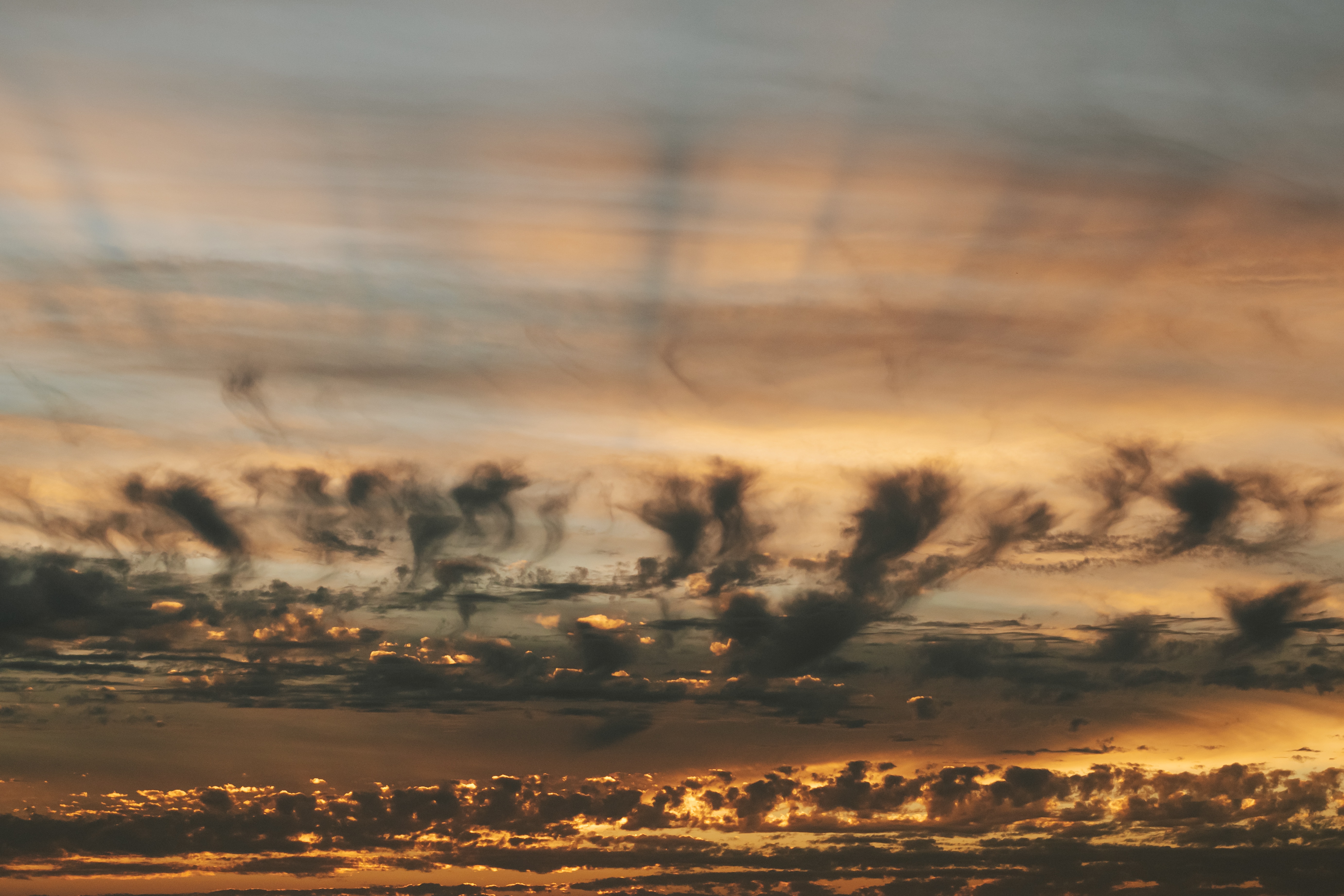 Free download wallpaper Nature, Sunset, Sky, Clouds, Dusk, Twilight on your PC desktop