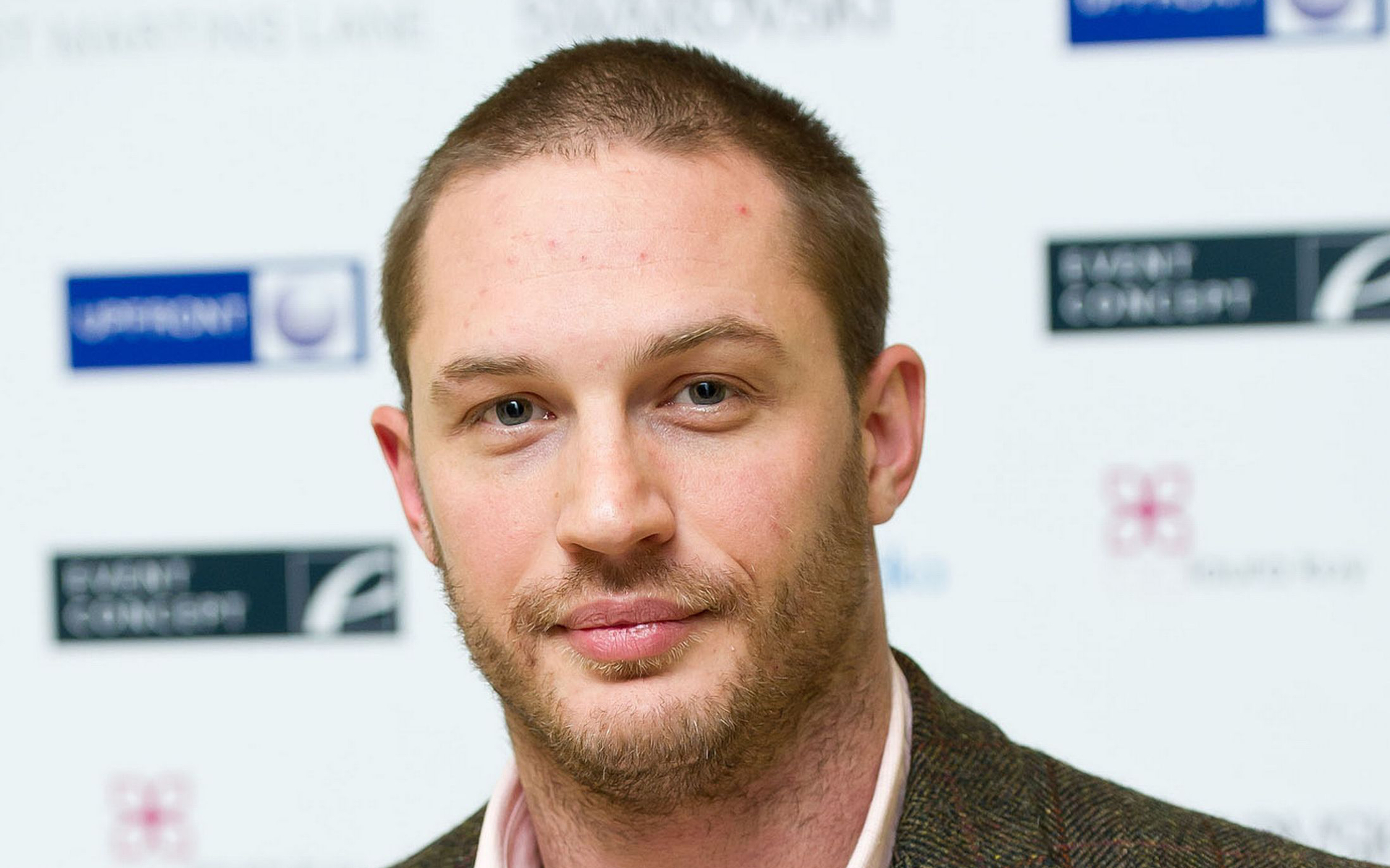 Download mobile wallpaper Tom Hardy, English, Celebrity, Actor for free.