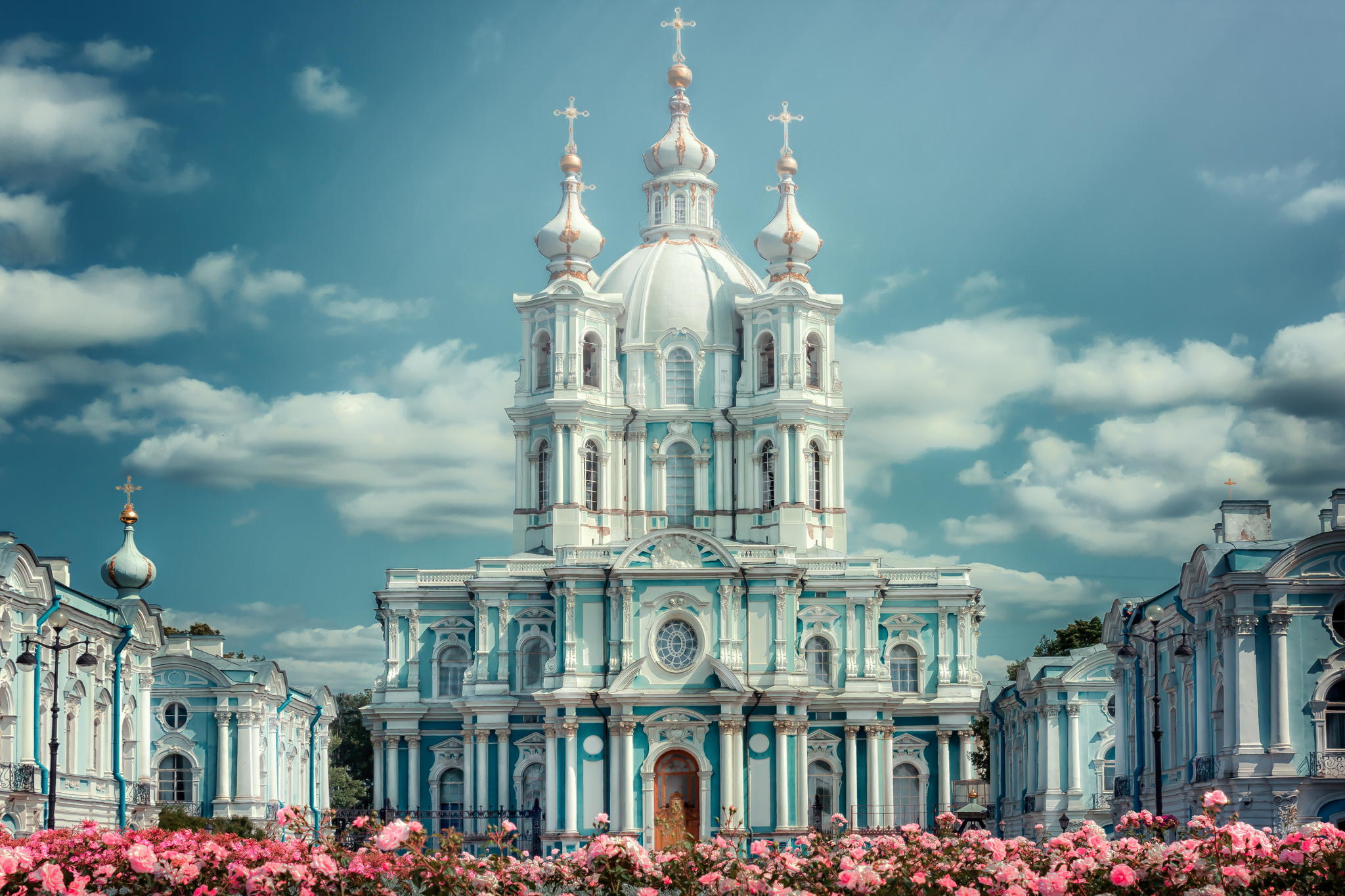 Laden Sie Smolny Kathedrale HD-Desktop-Hintergründe herunter
