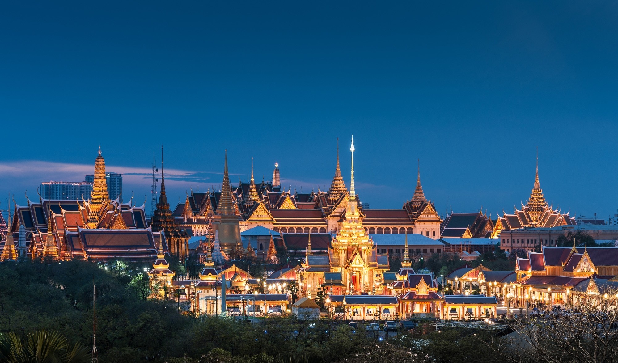 341591 скачать обои бангкок, сделано человеком, большой дворец, таиланд, дворцы - заставки и картинки бесплатно