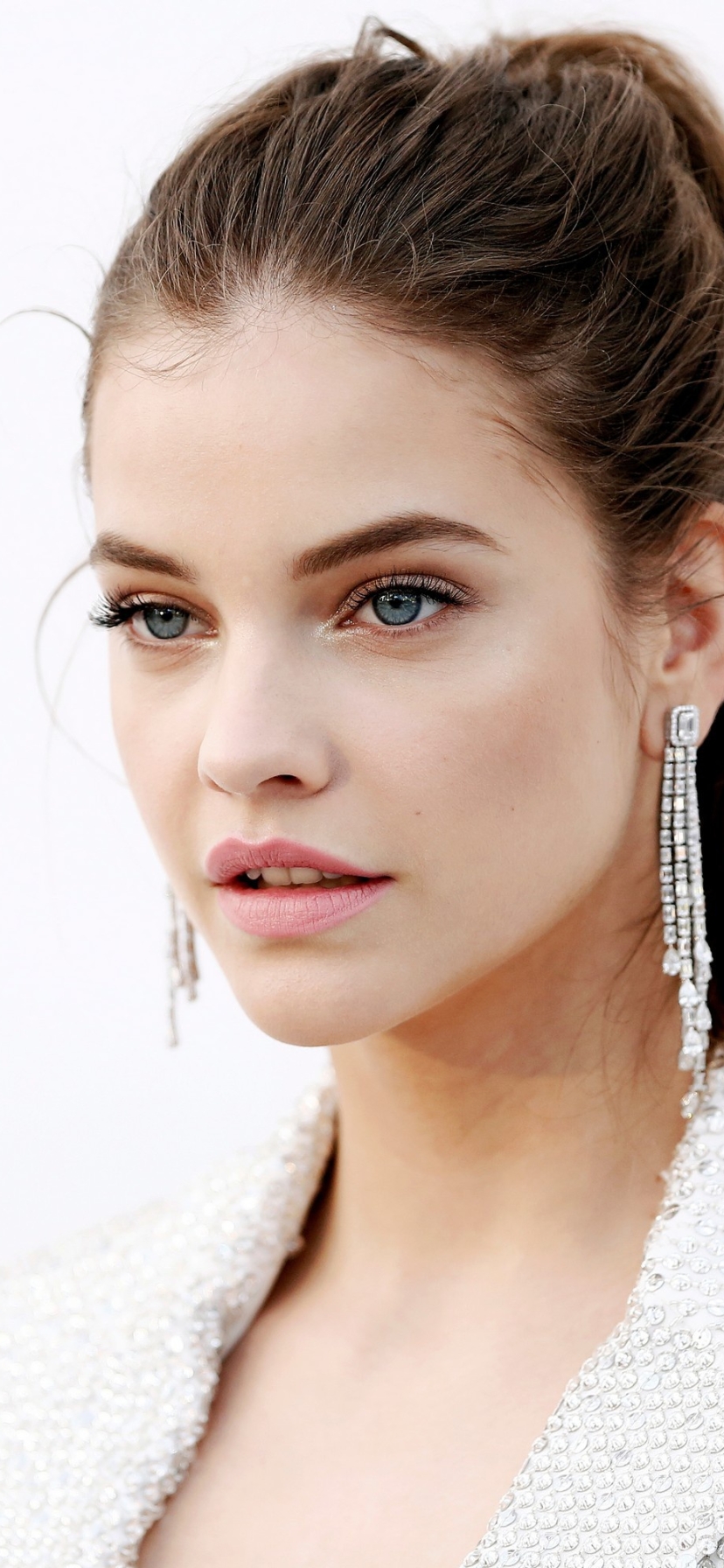 Download mobile wallpaper Face, Model, Earrings, Blue Eyes, Celebrity, Barbara Palvin, Hungarian for free.