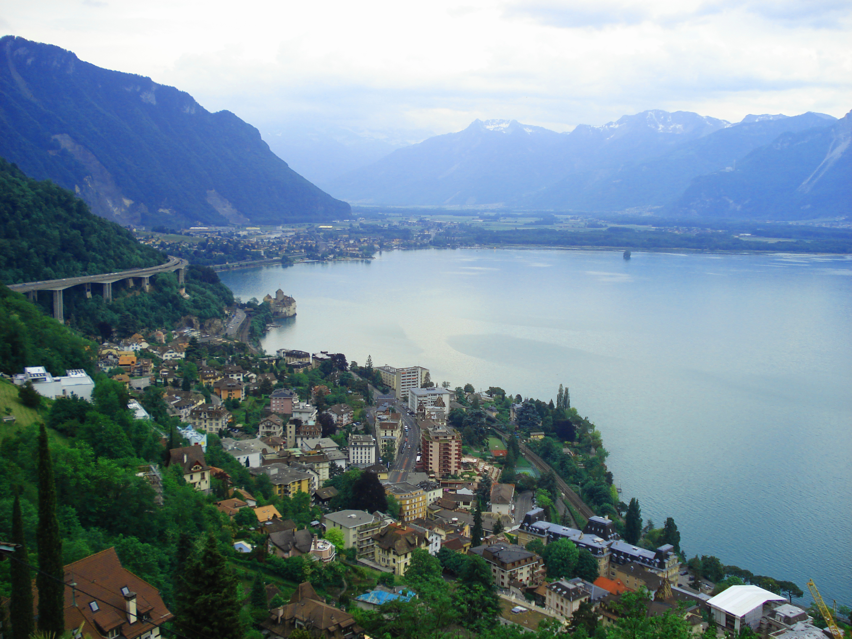 Free download wallpaper Landscape, Mountain, Lake, Switzerland, Town, Man Made, Montreux, Towns on your PC desktop
