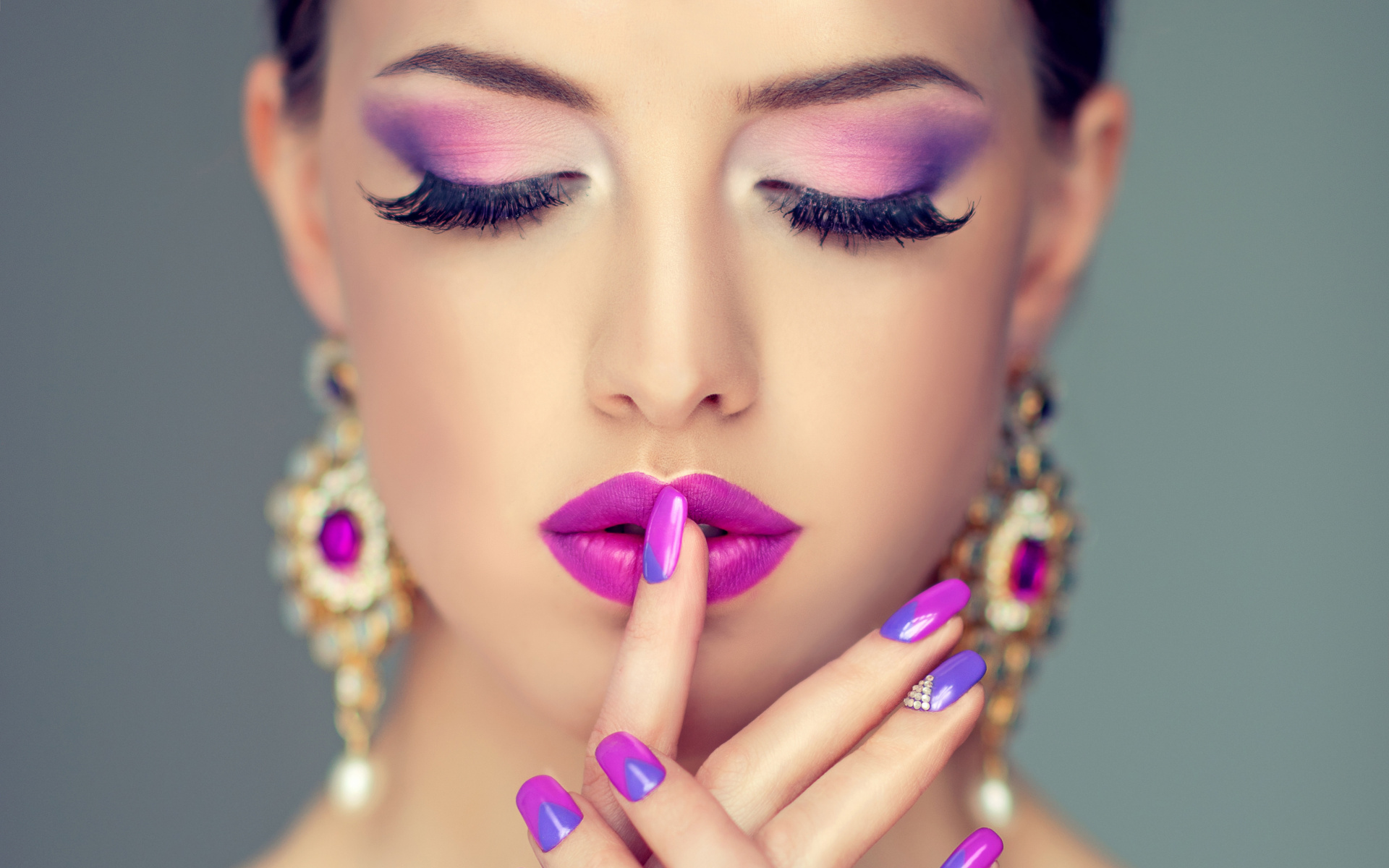 Download mobile wallpaper Face, Model, Women, Earrings, Makeup, Lipstick for free.