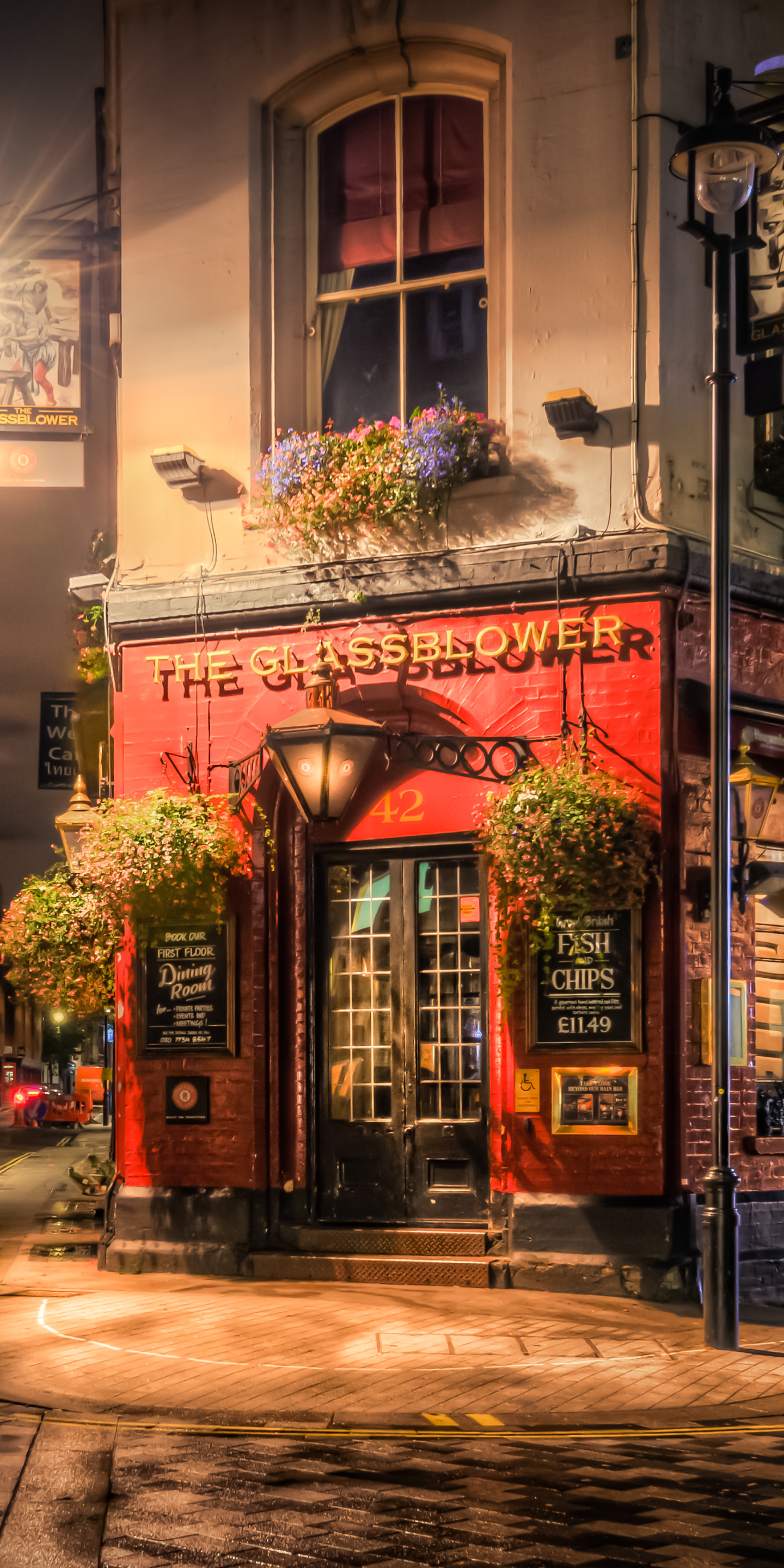 Download mobile wallpaper London, Building, England, Man Made, Pub for free.