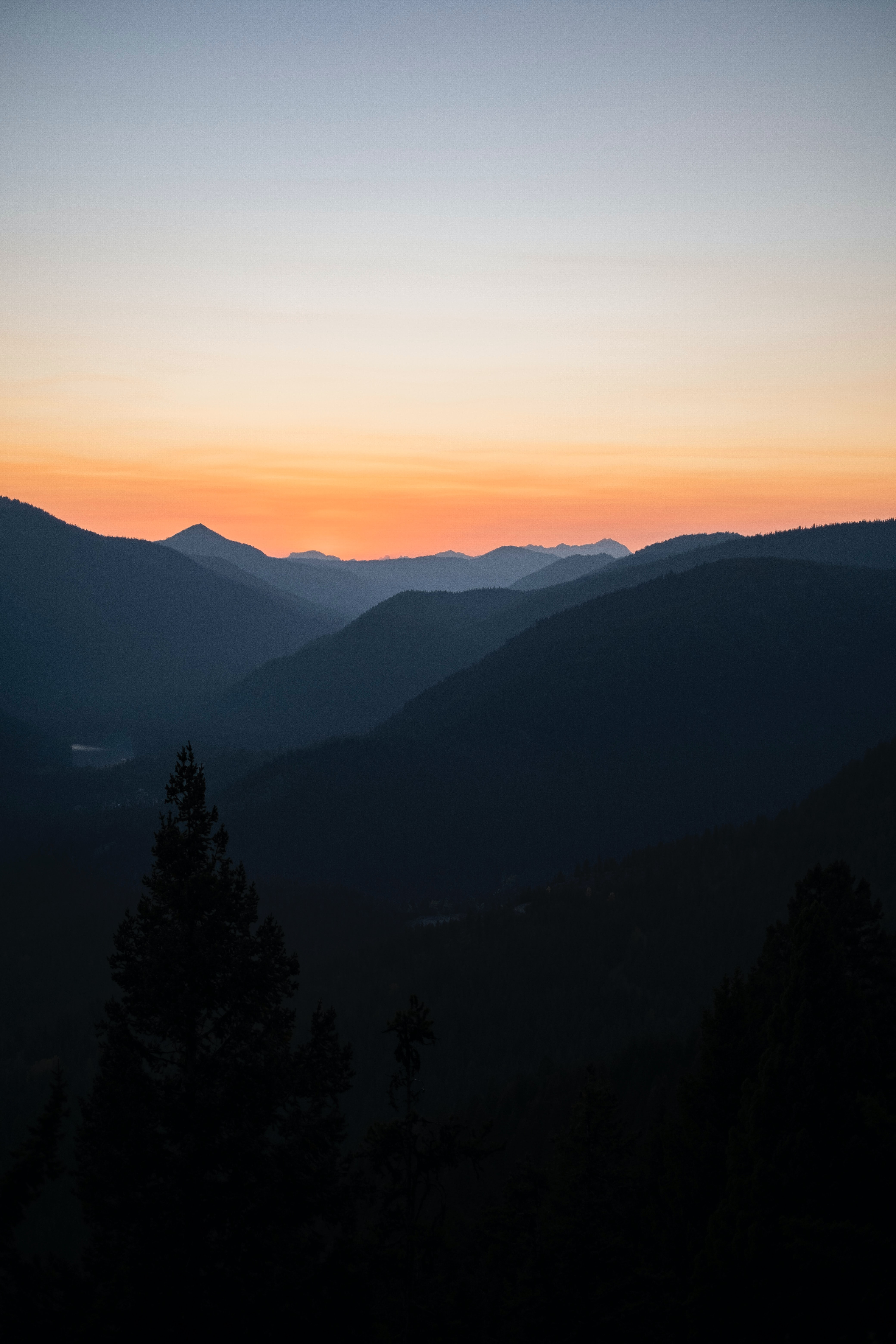 Laden Sie das Nebel, Dämmerung, Twilight, Natur, Sunset, Mountains-Bild kostenlos auf Ihren PC-Desktop herunter