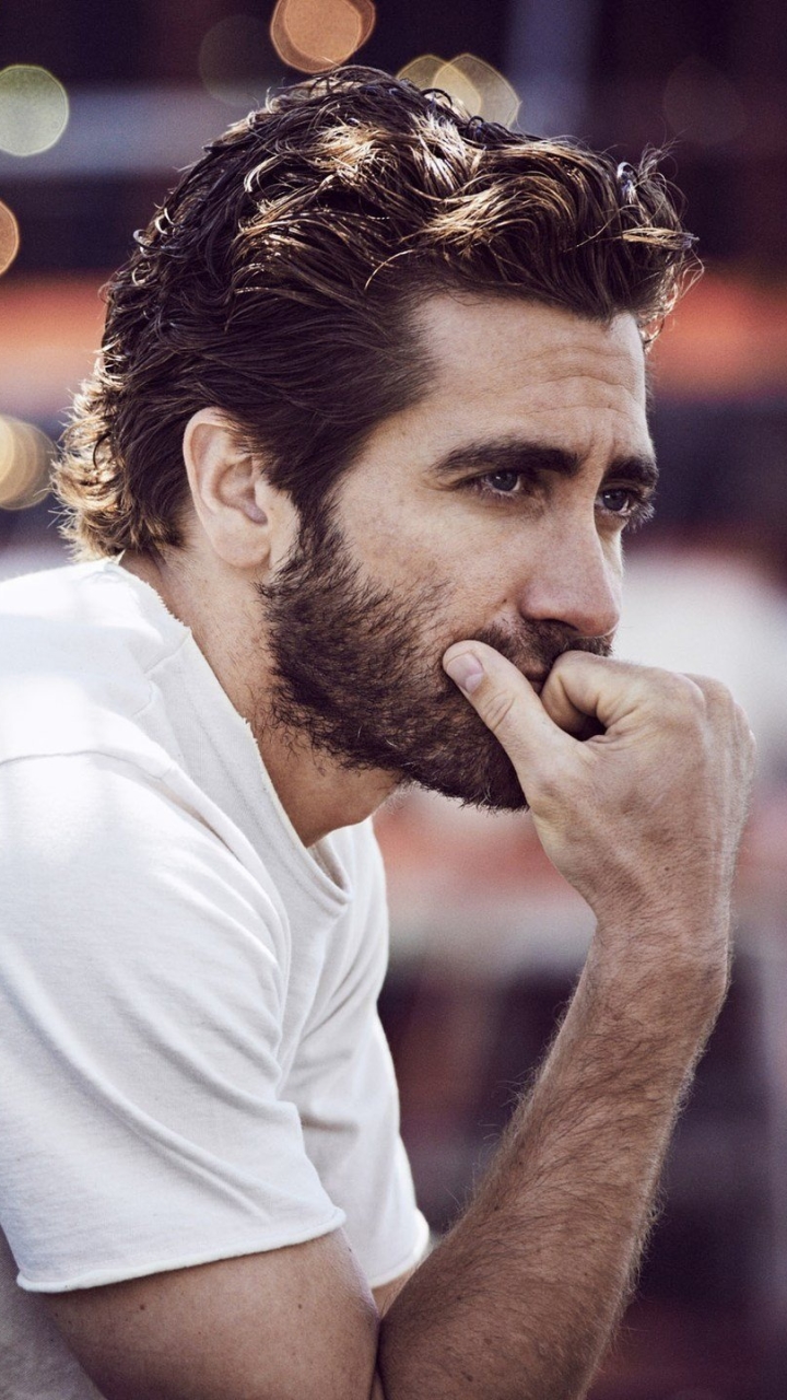 Download mobile wallpaper Jake Gyllenhaal, Beard, Bokeh, American, Celebrity, Actor for free.