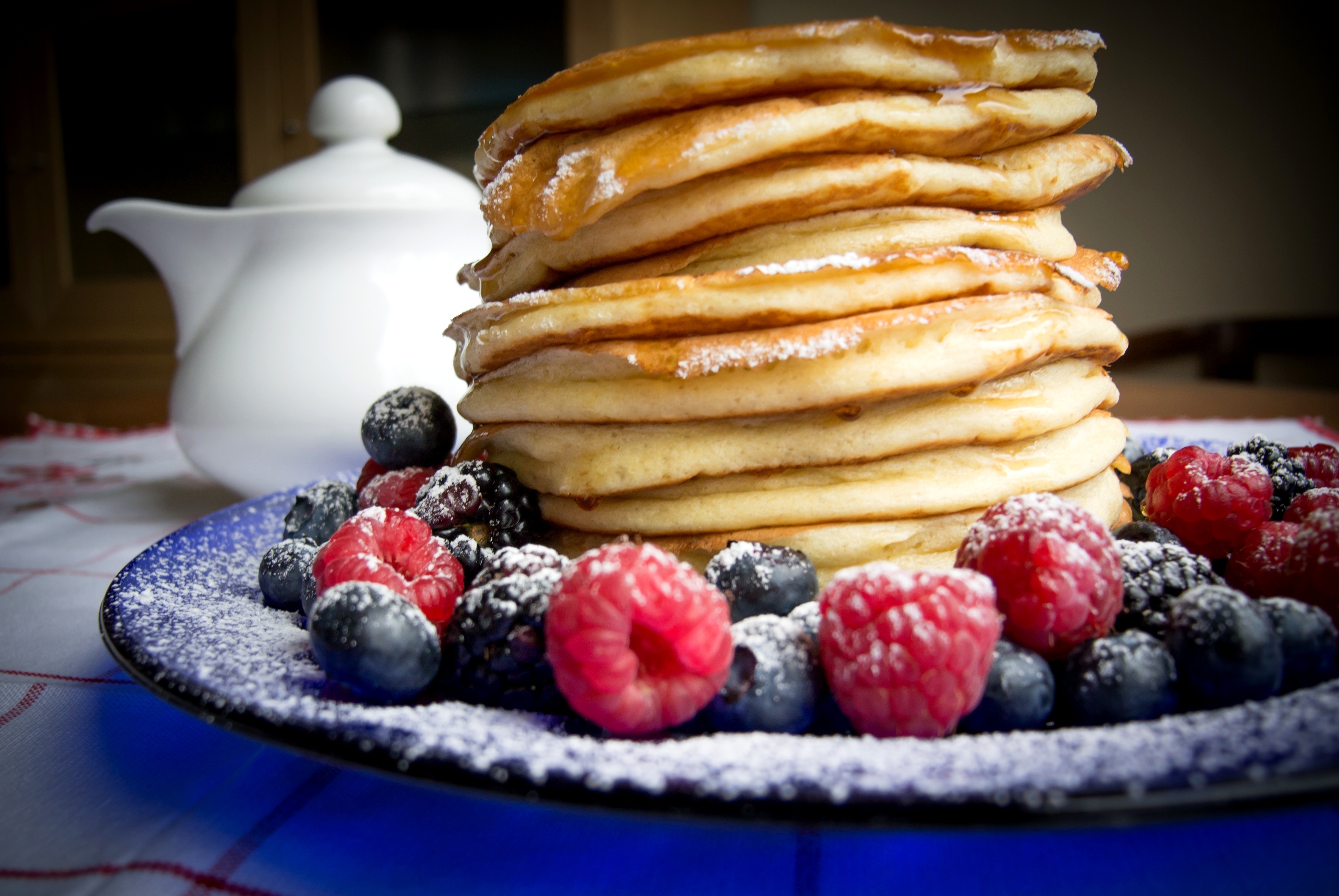 Free download wallpaper Food, Blueberry, Raspberry, Blackberry, Berry, Breakfast, Pancake on your PC desktop