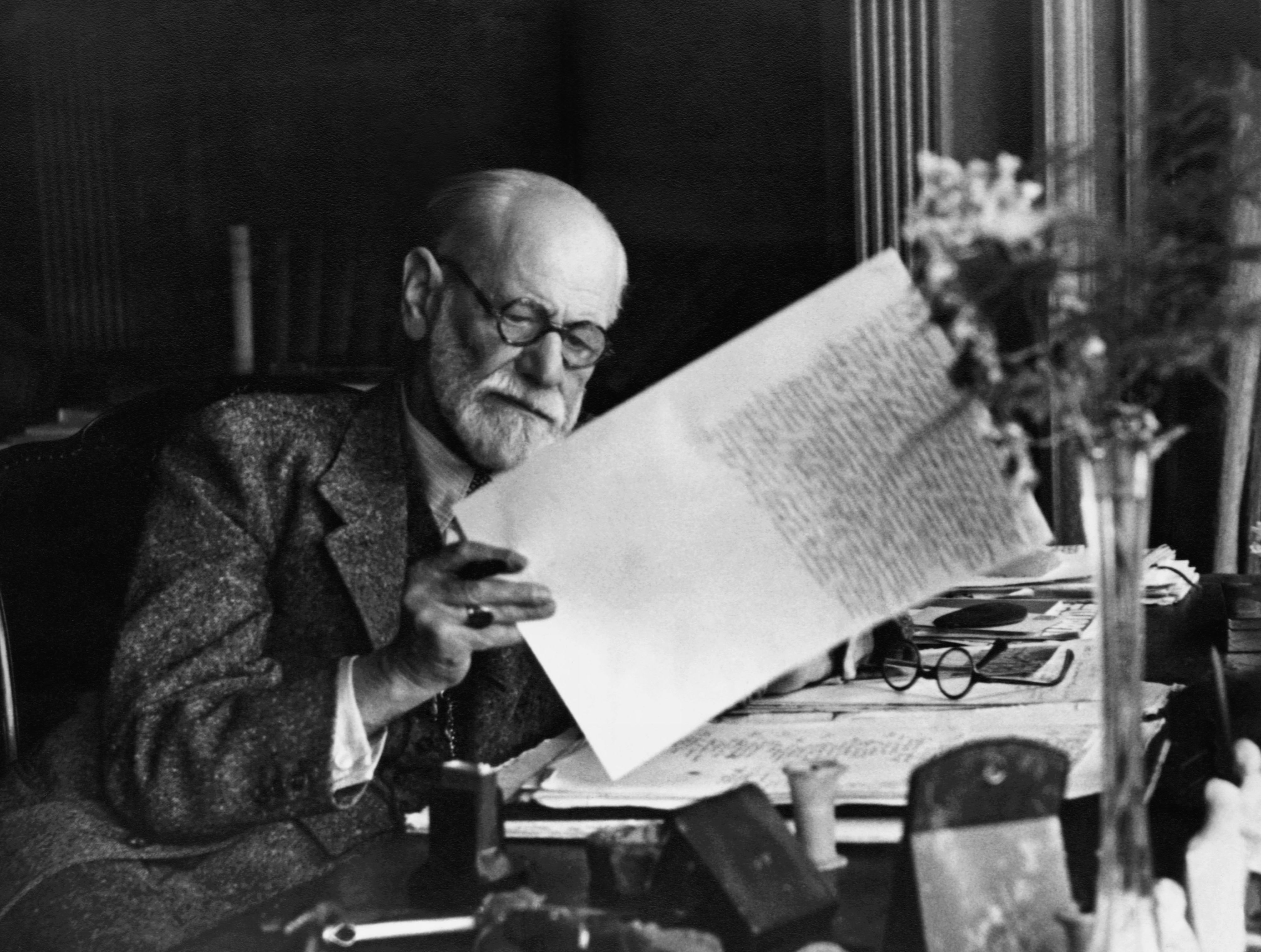 Los mejores fondos de pantalla de Sigmund Freud para la pantalla del teléfono