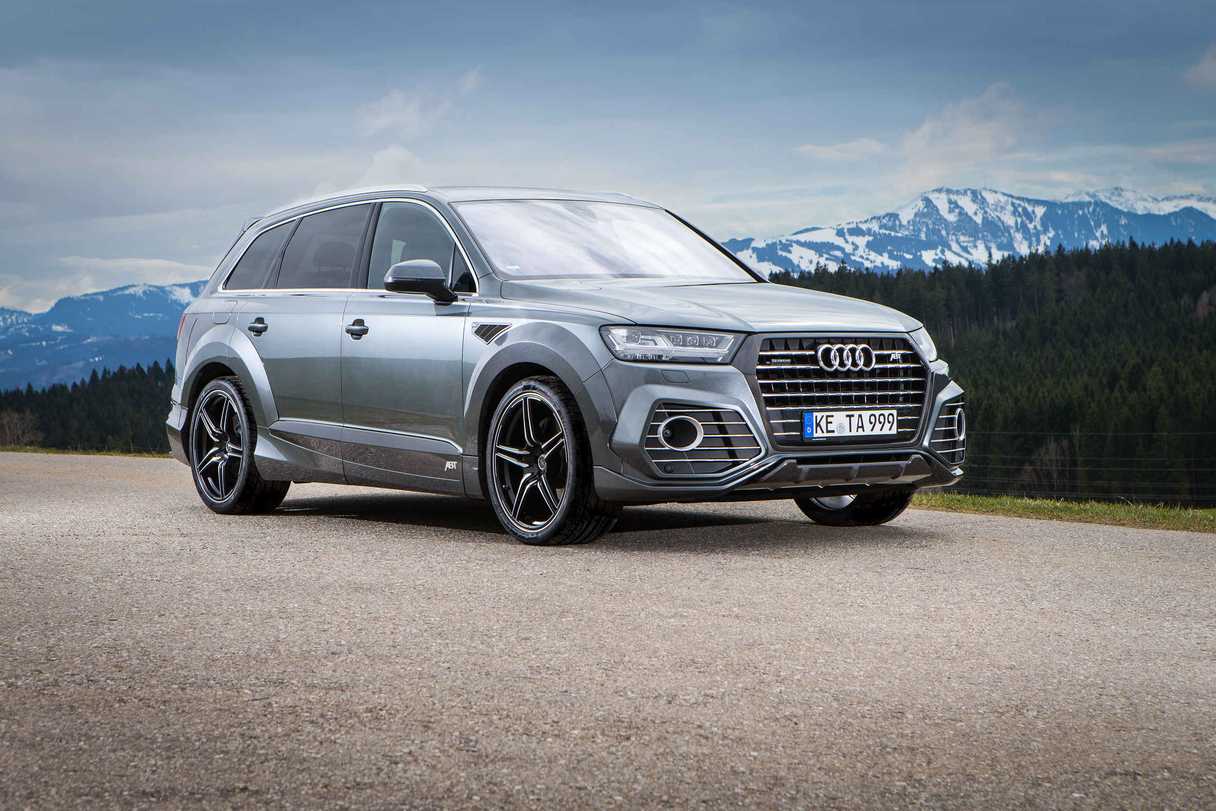 Download mobile wallpaper Audi, Car, Suv, Audi Q7, Vehicles for free.