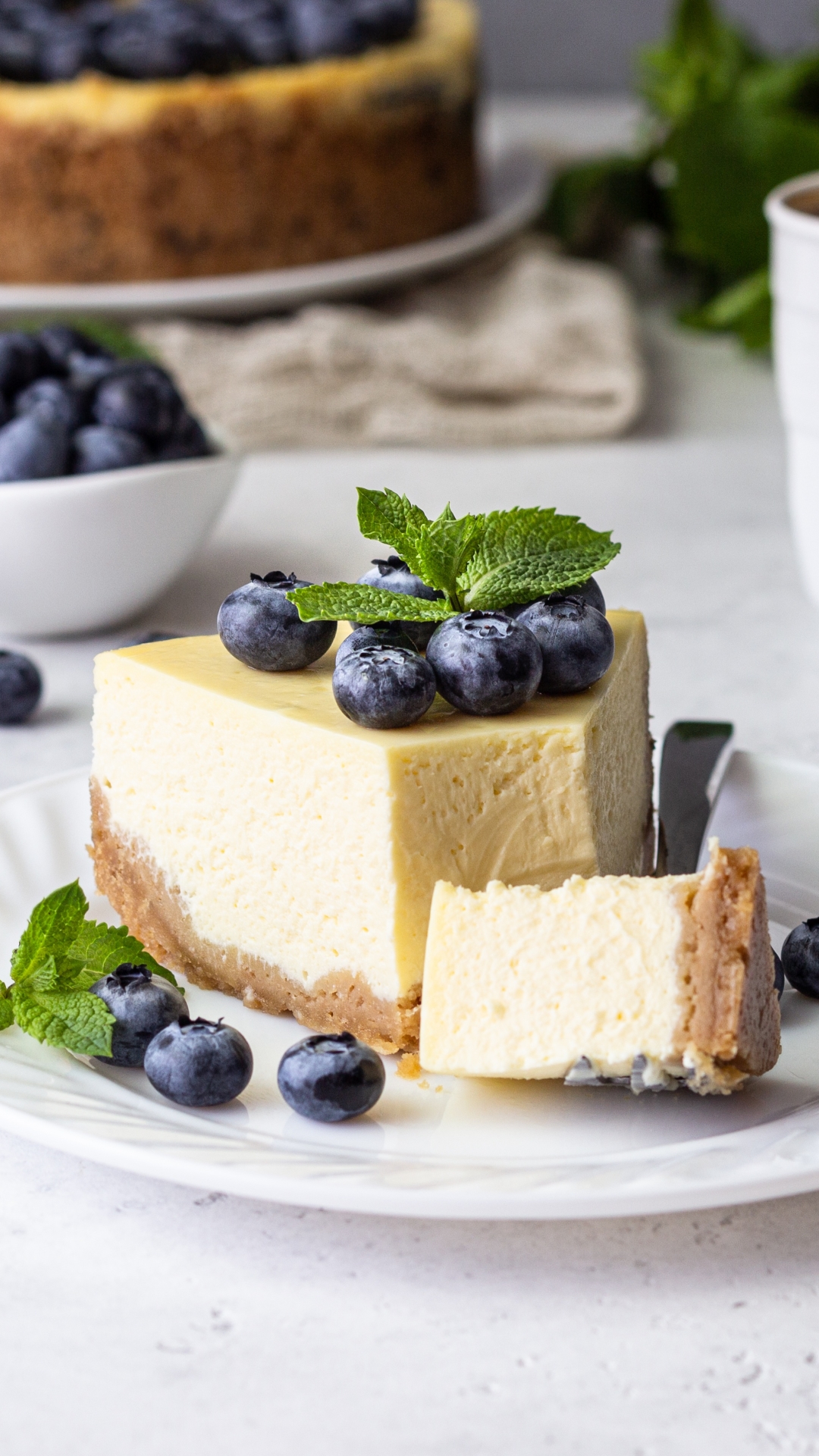 Download mobile wallpaper Food, Dessert, Blueberry, Cake, Berry, Cheesecake for free.