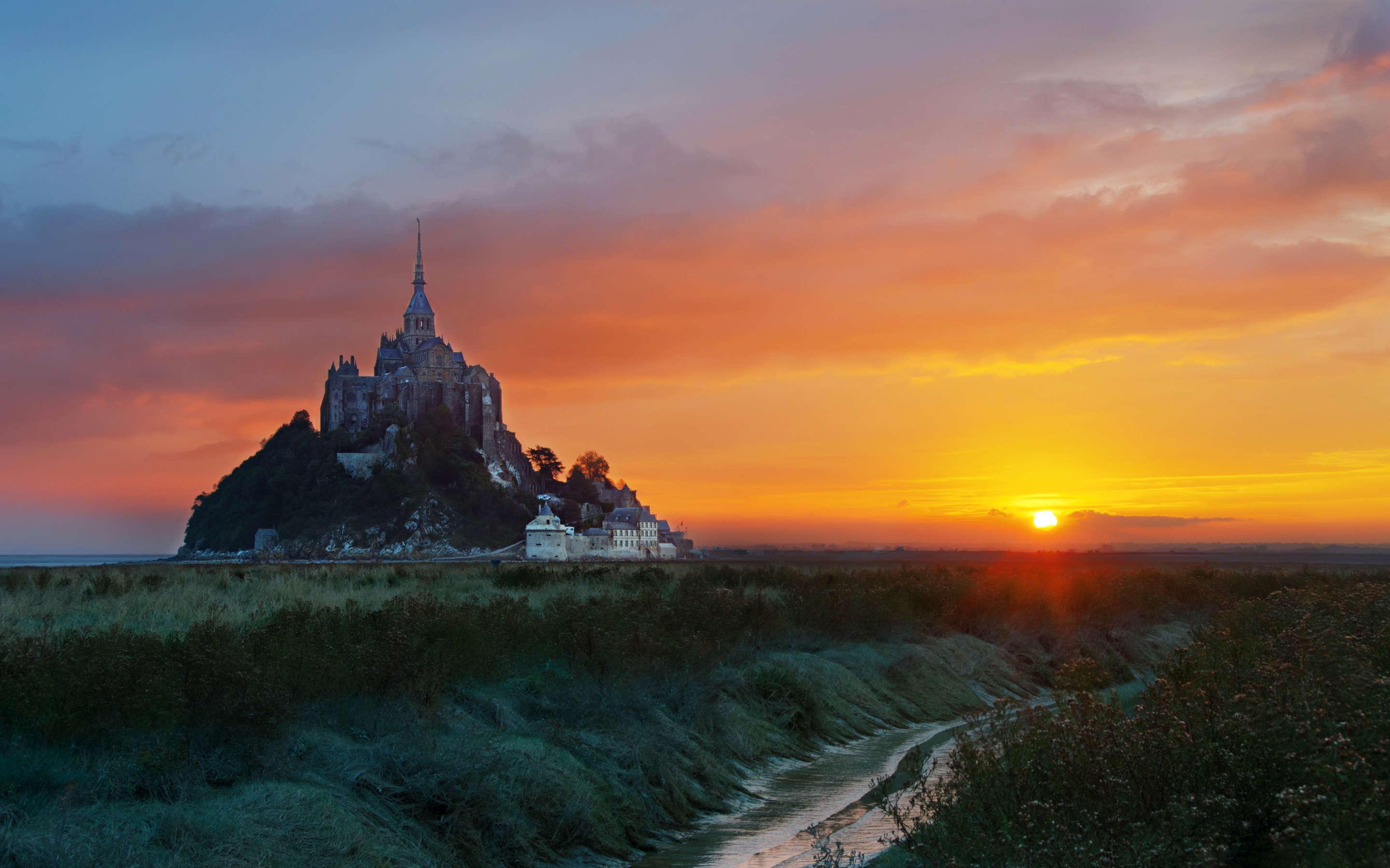 Download mobile wallpaper Sunset, France, Mont Saint Michel, Religious for free.