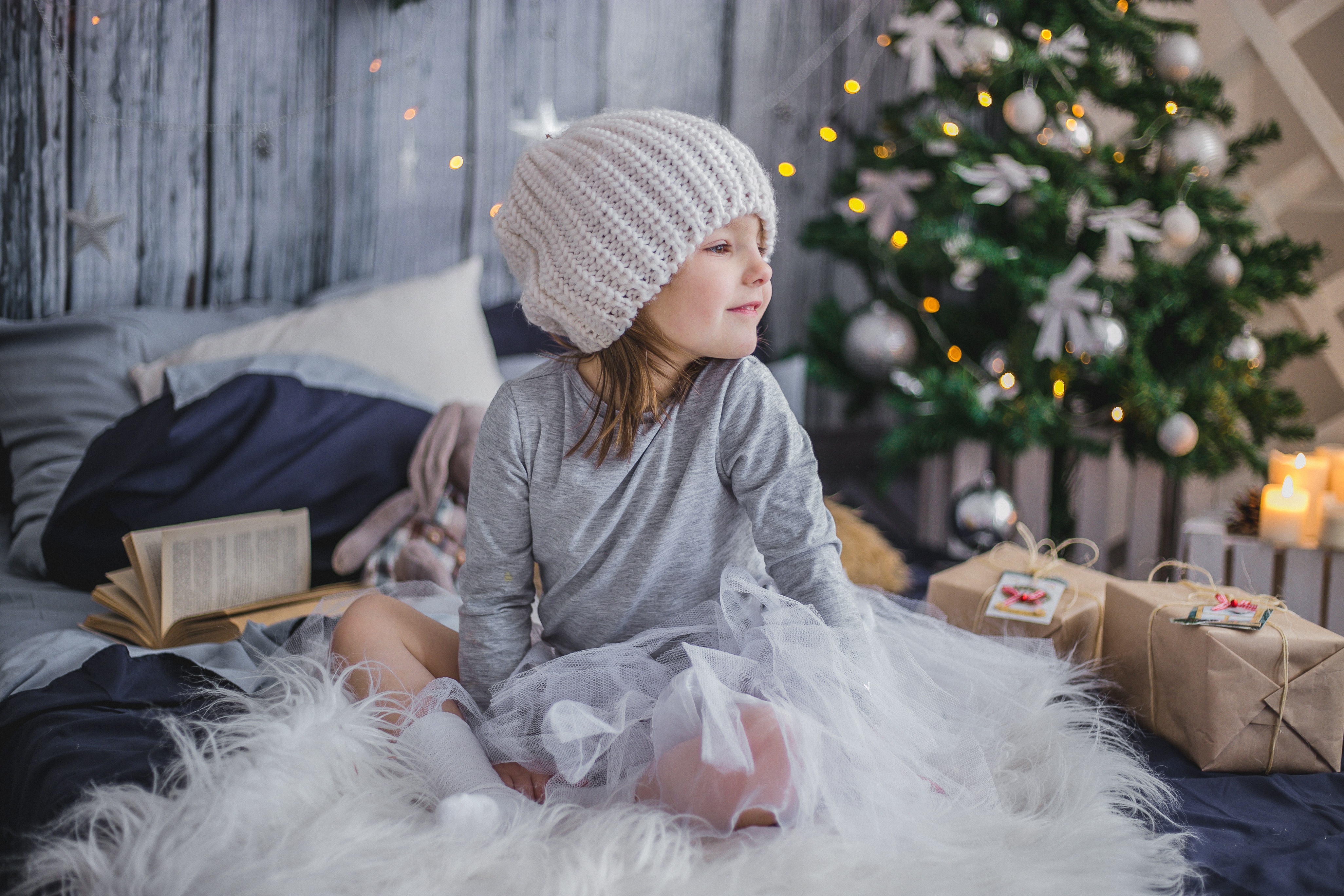 Download mobile wallpaper Christmas, Gift, Christmas Tree, Book, Child, Hat, Photography for free.