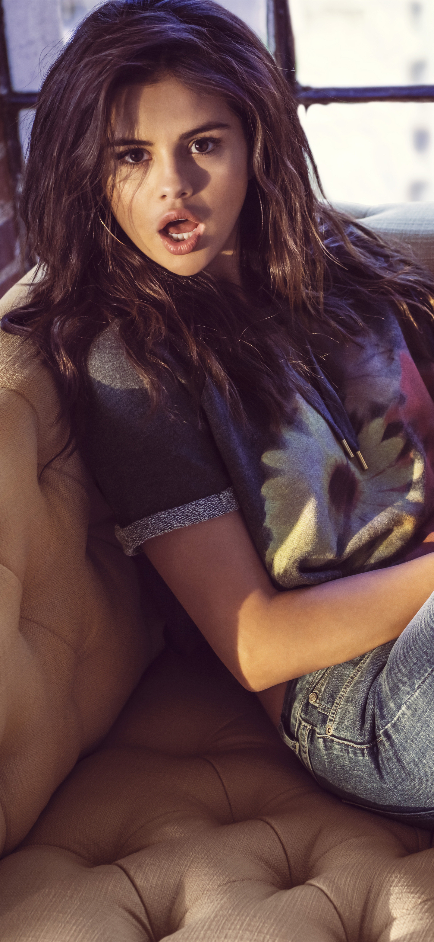 Download mobile wallpaper Music, Selena Gomez for free.