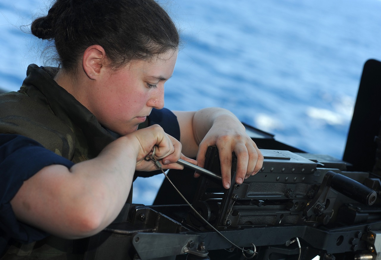 Téléchargez gratuitement l'image Militaire, Femmes sur le bureau de votre PC