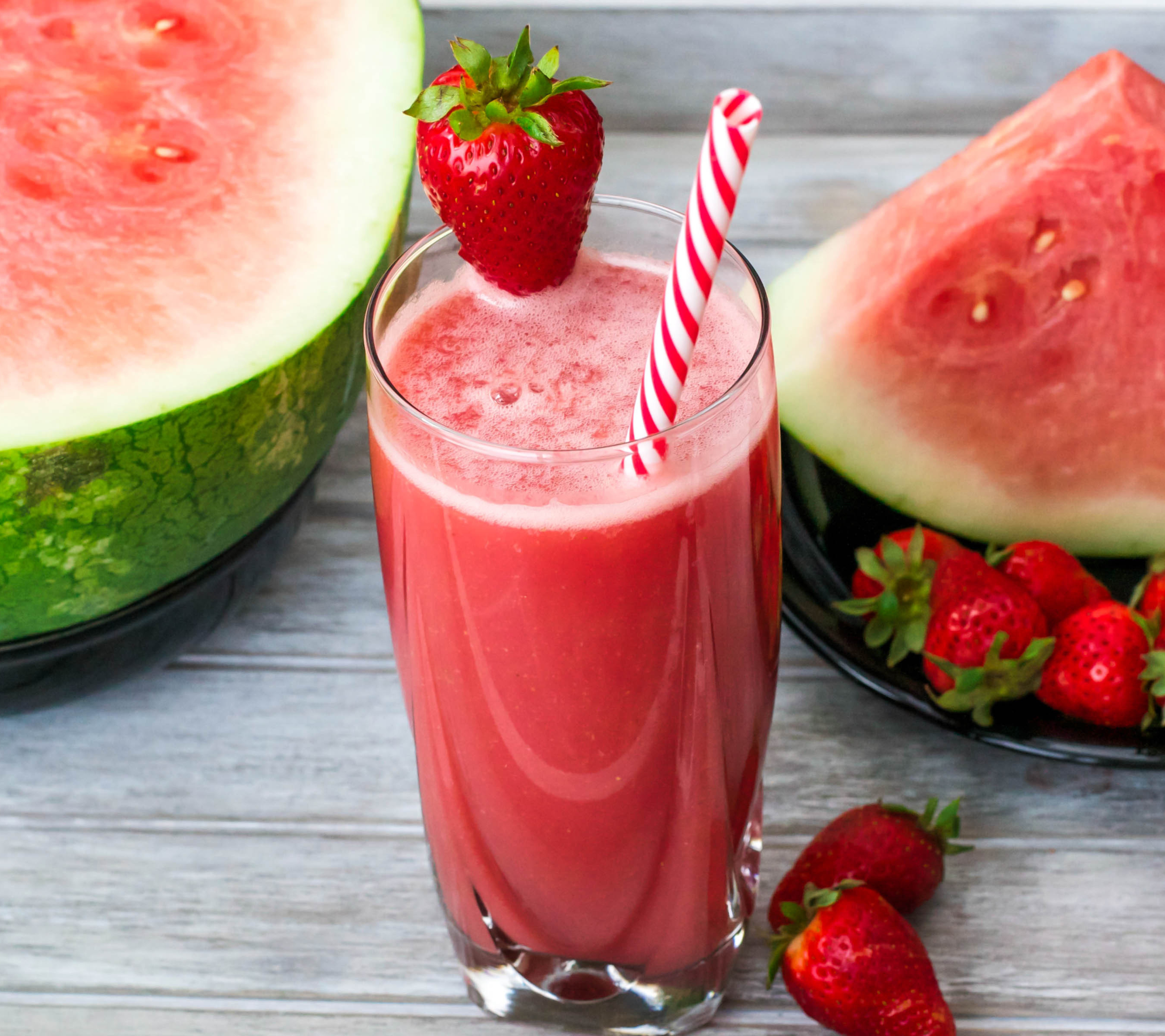 Free download wallpaper Fruits, Food, Strawberry, Glass, Fruit, Watermelon, Juice on your PC desktop