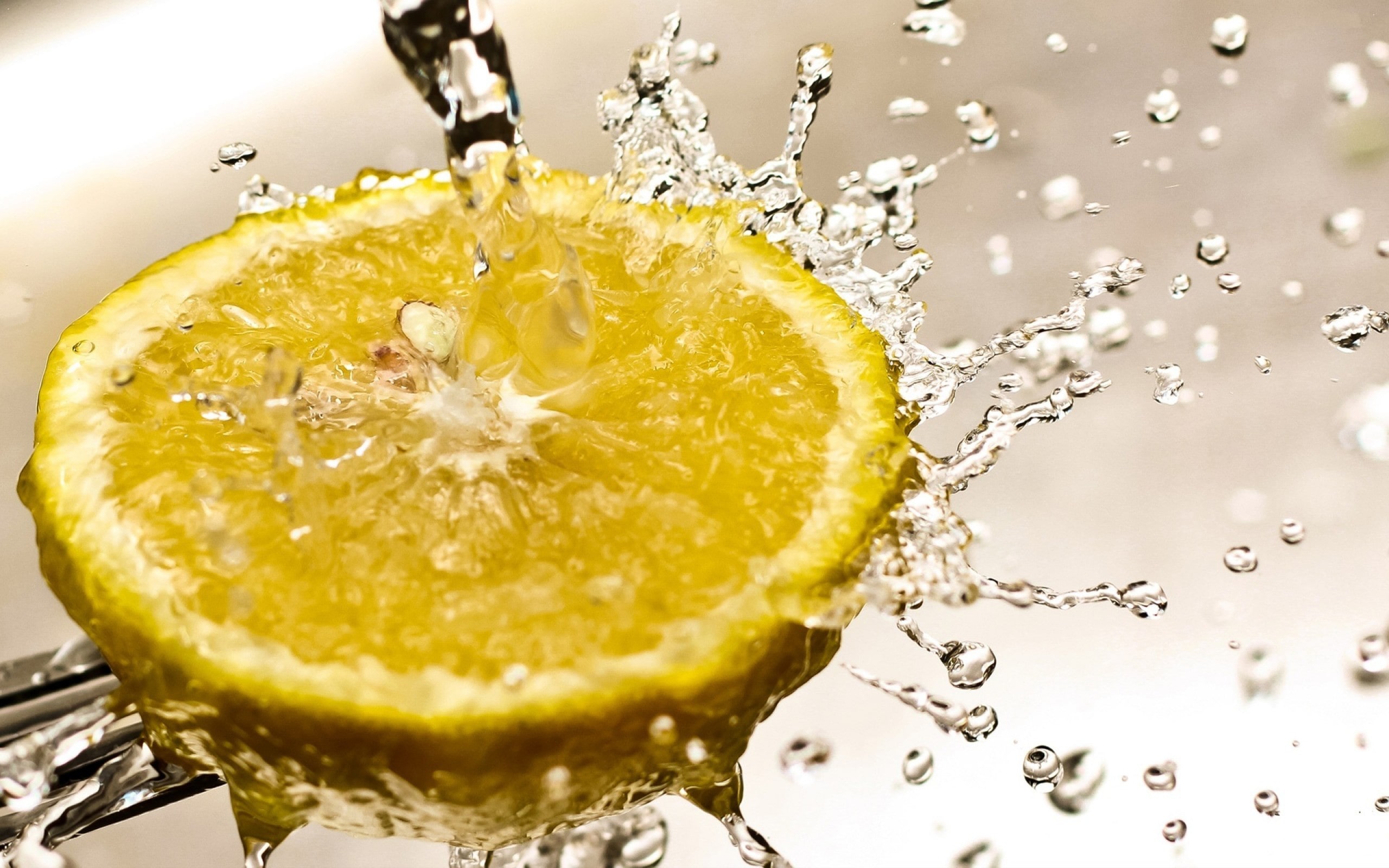 Free download wallpaper Water, Food, Splash, Lemon, Fruit on your PC desktop