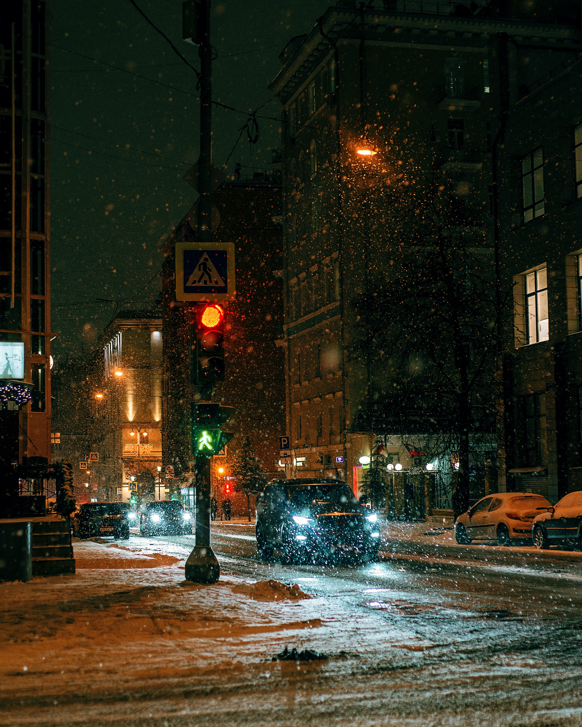 Free download wallpaper Auto, City, Cities, Snow, Street, Night on your PC desktop