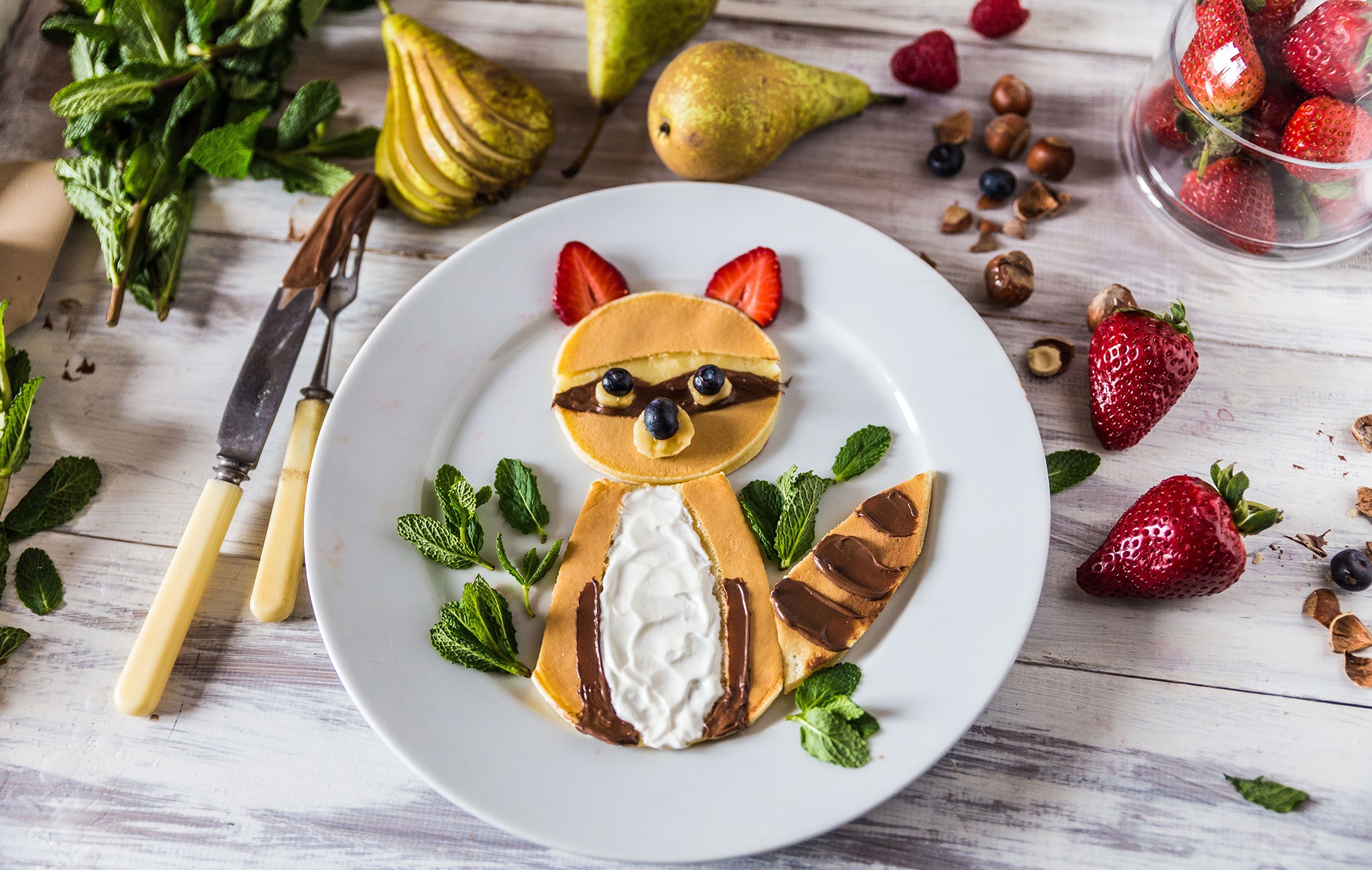 Download mobile wallpaper Food, Strawberry, Raccoon, Breakfast, Pancake for free.