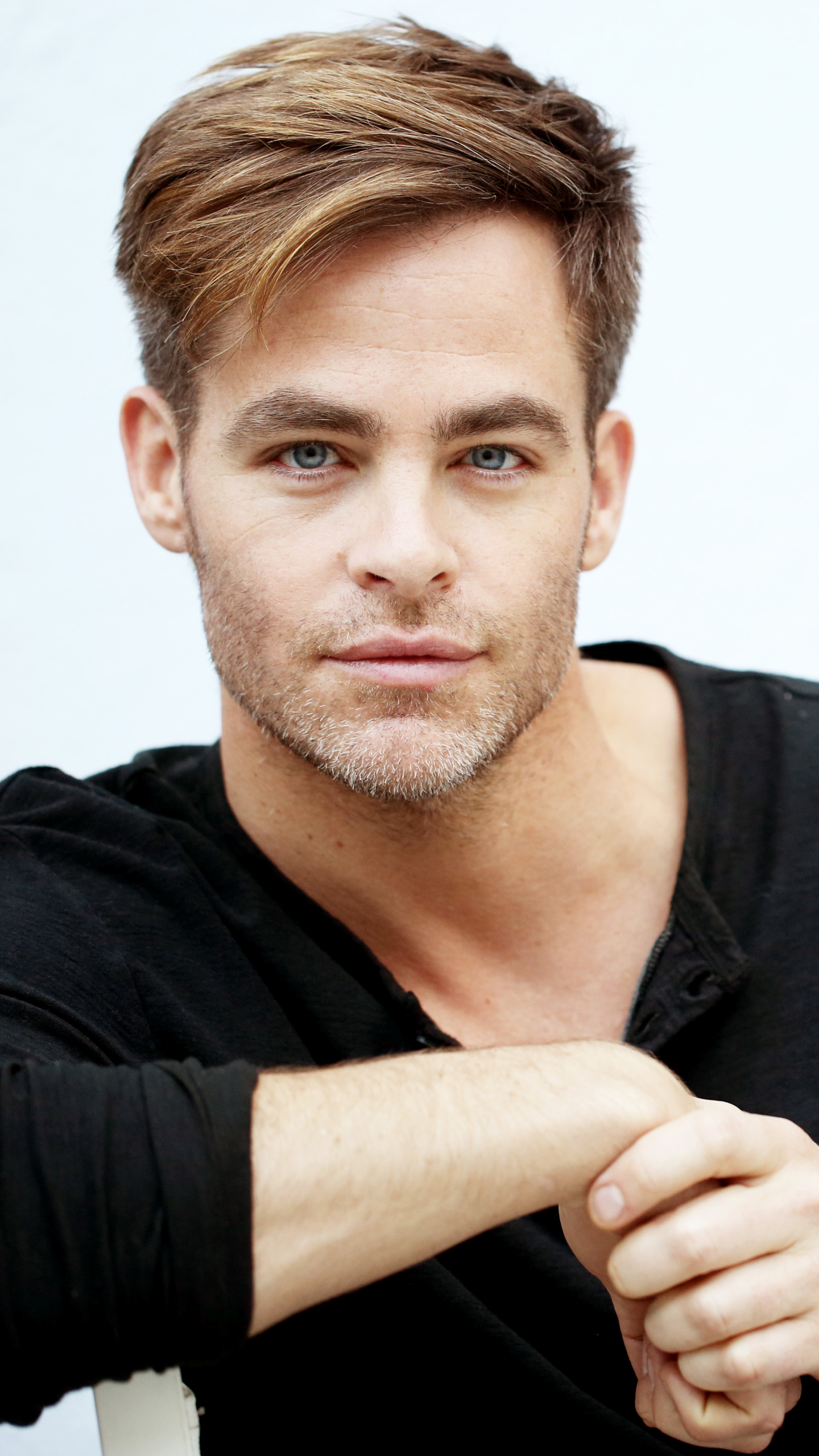 Download mobile wallpaper Chris Pine, American, Celebrity, Actor for free.