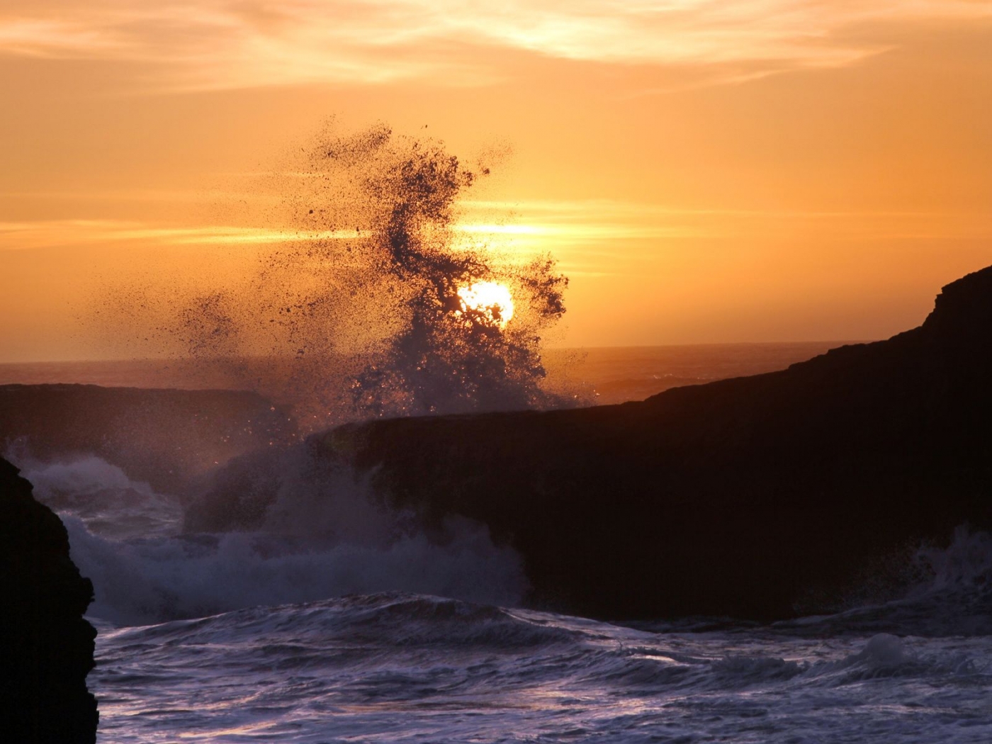 Laden Sie das Sunset, Sea, Landschaft, Waves-Bild kostenlos auf Ihren PC-Desktop herunter
